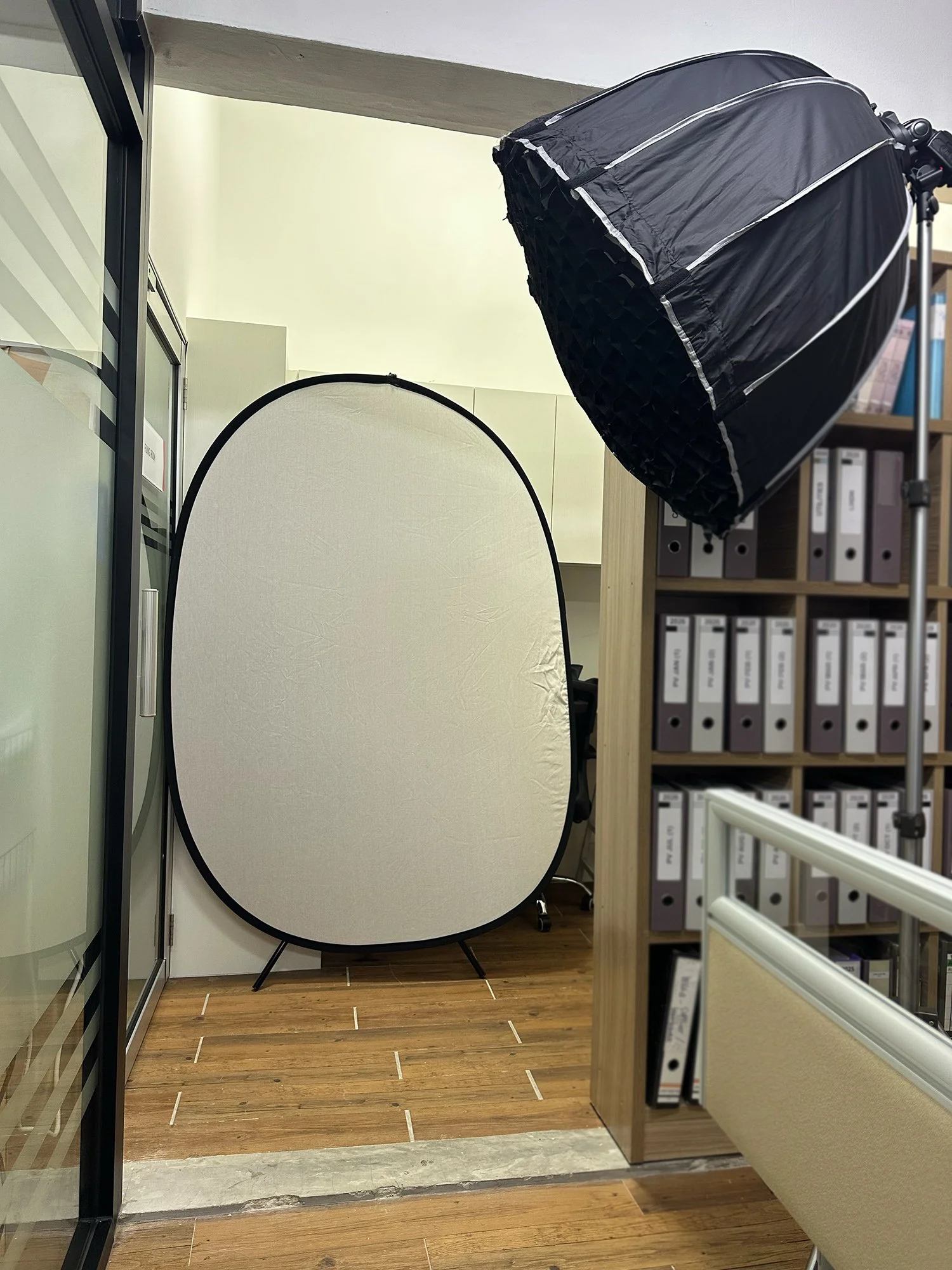 Small office? No Problem - Headshot at Wira Food