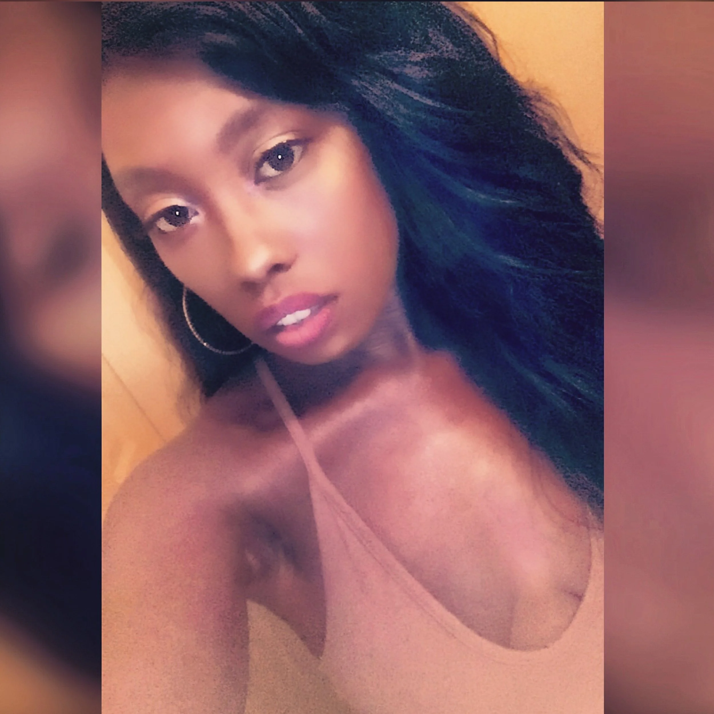 "Parents actuellement absents"[Presently-Absent, Parents] 