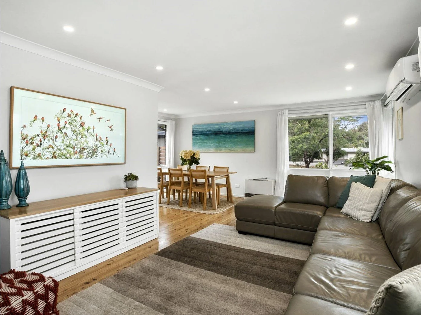 lounge room downlights 