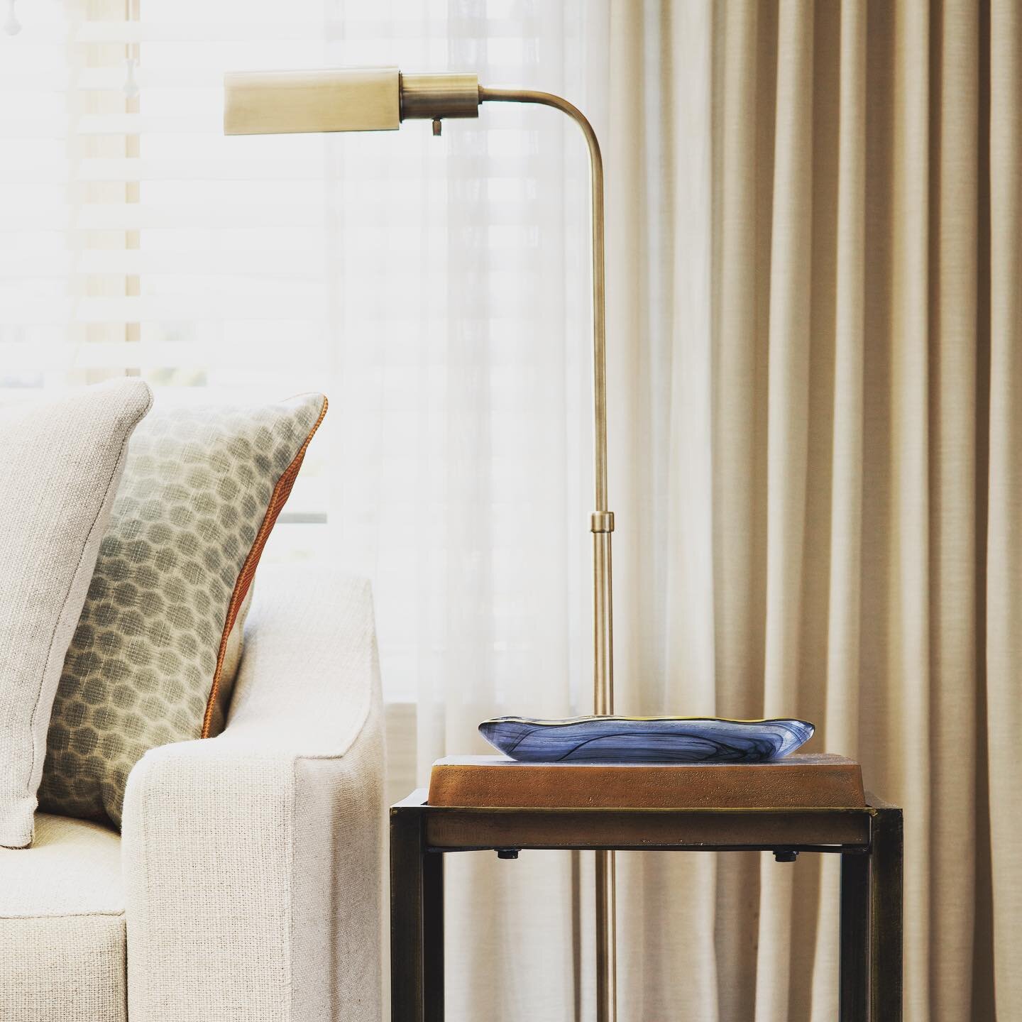 Let's talk lighting. Every room should have three types of lighting &mdash; layering lighting has a huge impact on the overall mood and ambience of a space. 

💡 Ambient lighting is overhead lighting that illuminates an entire room. 

🛋️ Task lighti