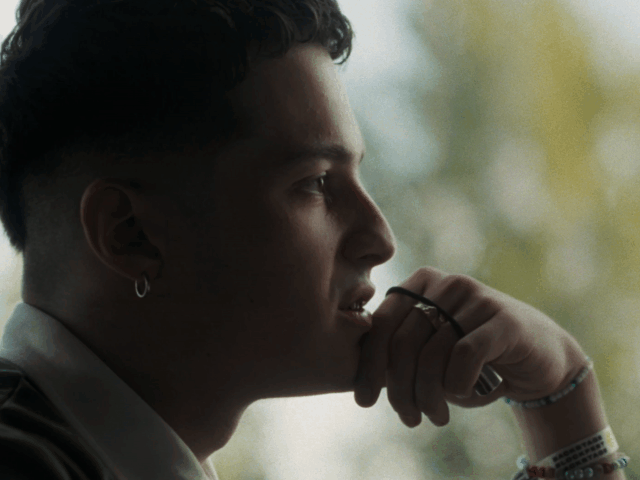ARESGIF1.gif