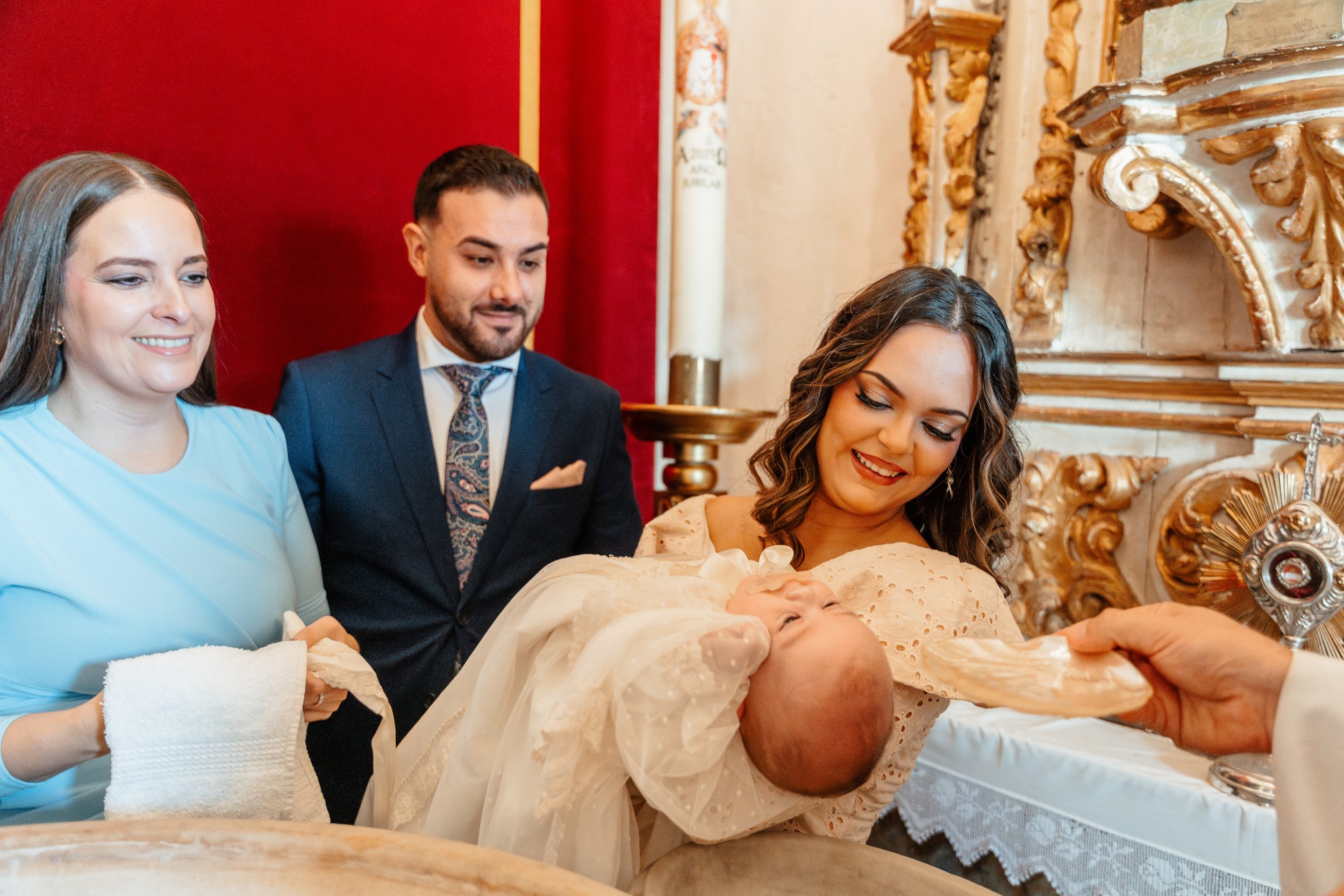 Fotógrafo de Bautizo en Algeciras y el Campo de Gibraltar