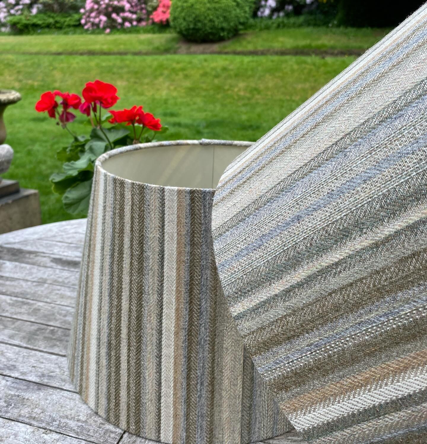 A set of two lampshades in Wallace Stripe by @georgespencer.designs for @ministry_of_the _interior  A lovely fine wool linen mix in the colour way sage.  A more luxurious cream card lining has been used, these shades feel and look very calming.  #bes