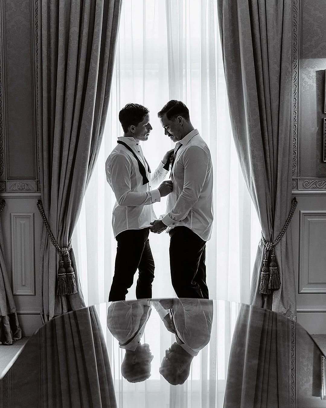 Getting ready &mdash; but this time, a little different. 🤵🏼&zwj;♂️❤️🤵🏻&zwj;♂️

Styling: @mario.kren 
.
.
.
.
.
#GettingReady #loveislove #luxuryweddings #IntimateMoments