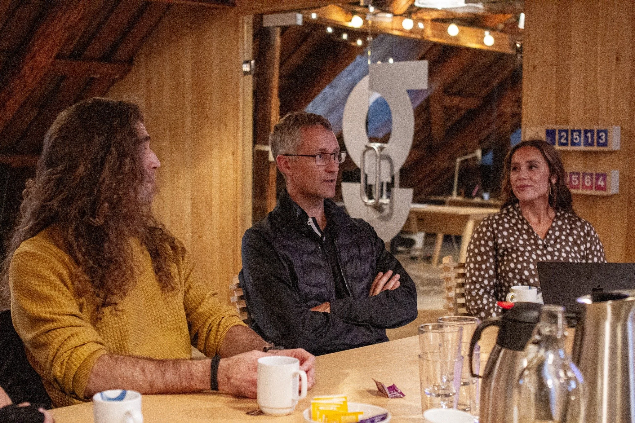Erfaringsutveksling og p&aring;fyll p&aring; Gr&uuml;nderloftet! 💭

@grundernettverk_haugalandet samlet seg her for andre gang, med en engasjert gjeng gr&uuml;ndere til en kveld fylt med erfaringsdeling og id&eacute;rike samtaler 💡

&Aring;tte gr&u