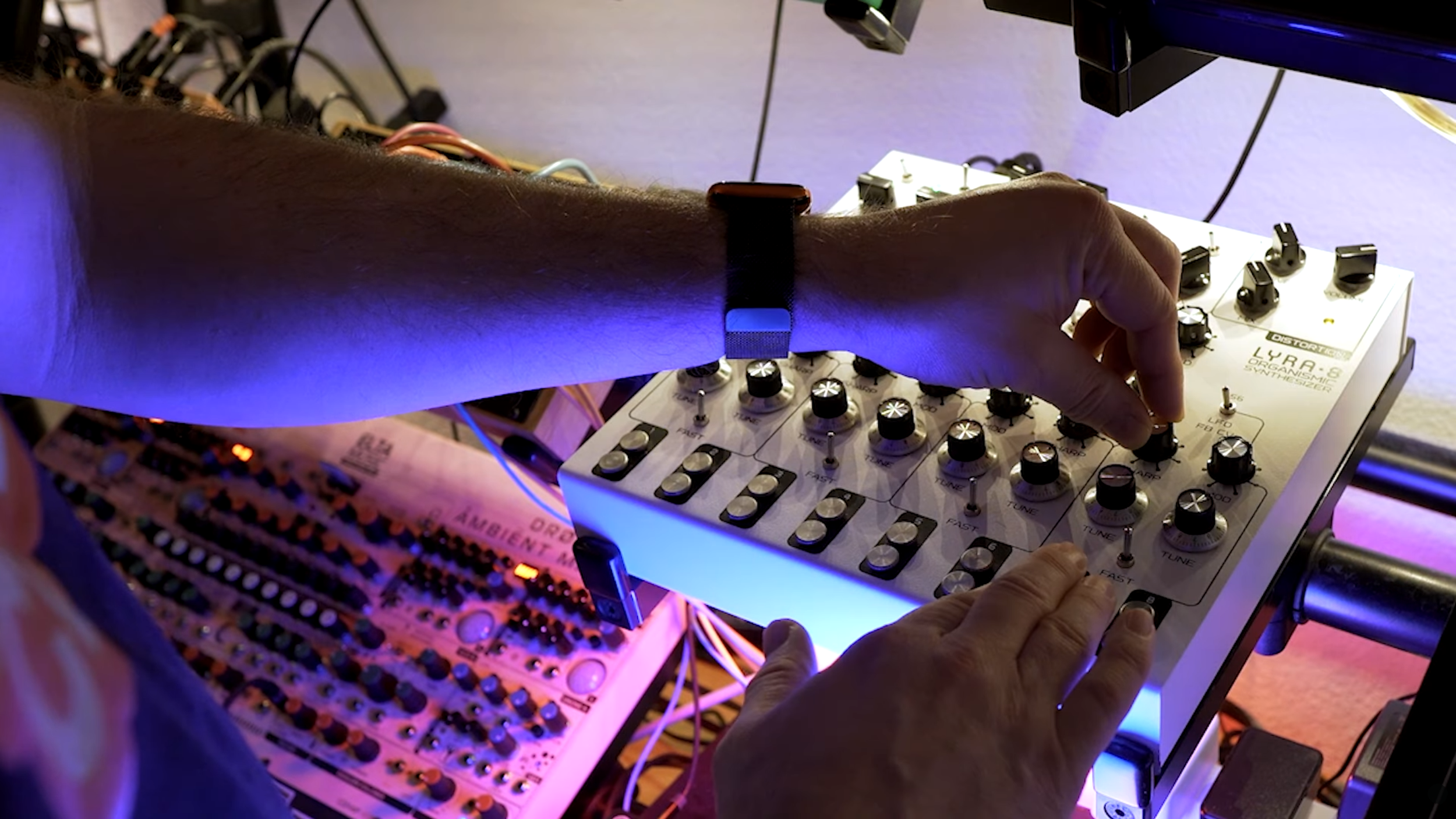 Droning | Lyra-8, Elmyra 2 | 59 Perlen