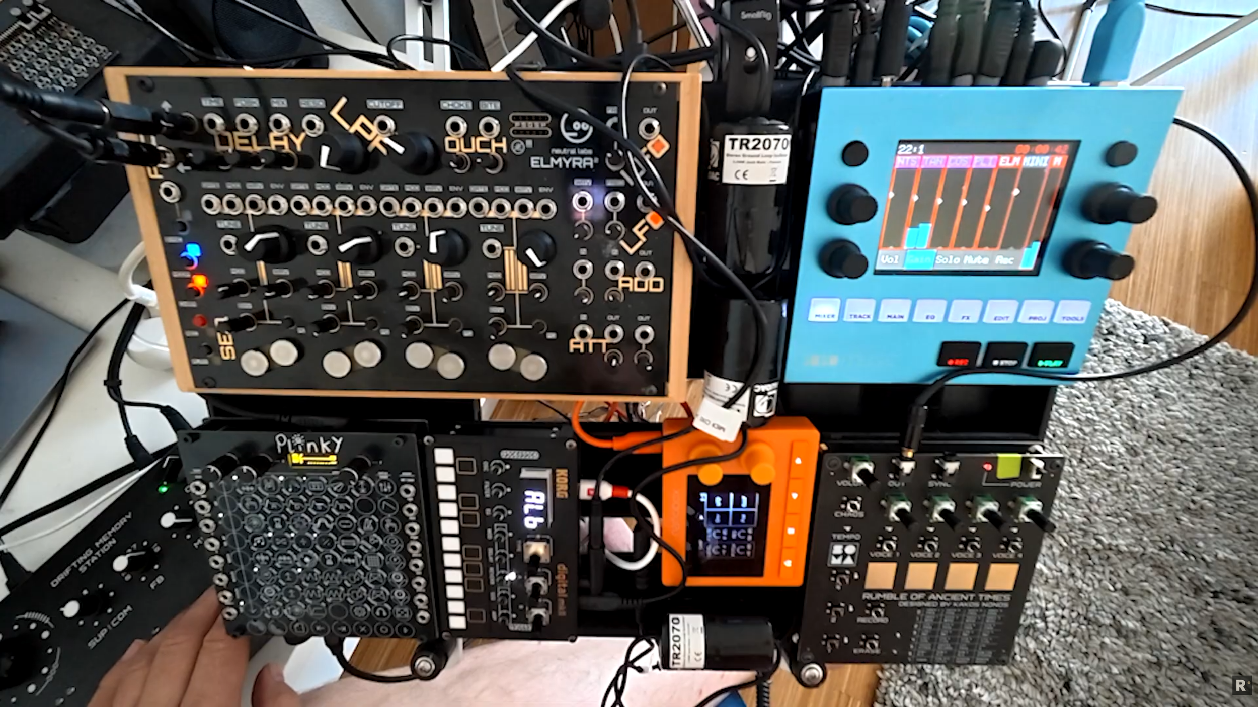 Two | Ambient Jam | Plinky, Soma Cosmos, Soma ROAT | Rosenkranz