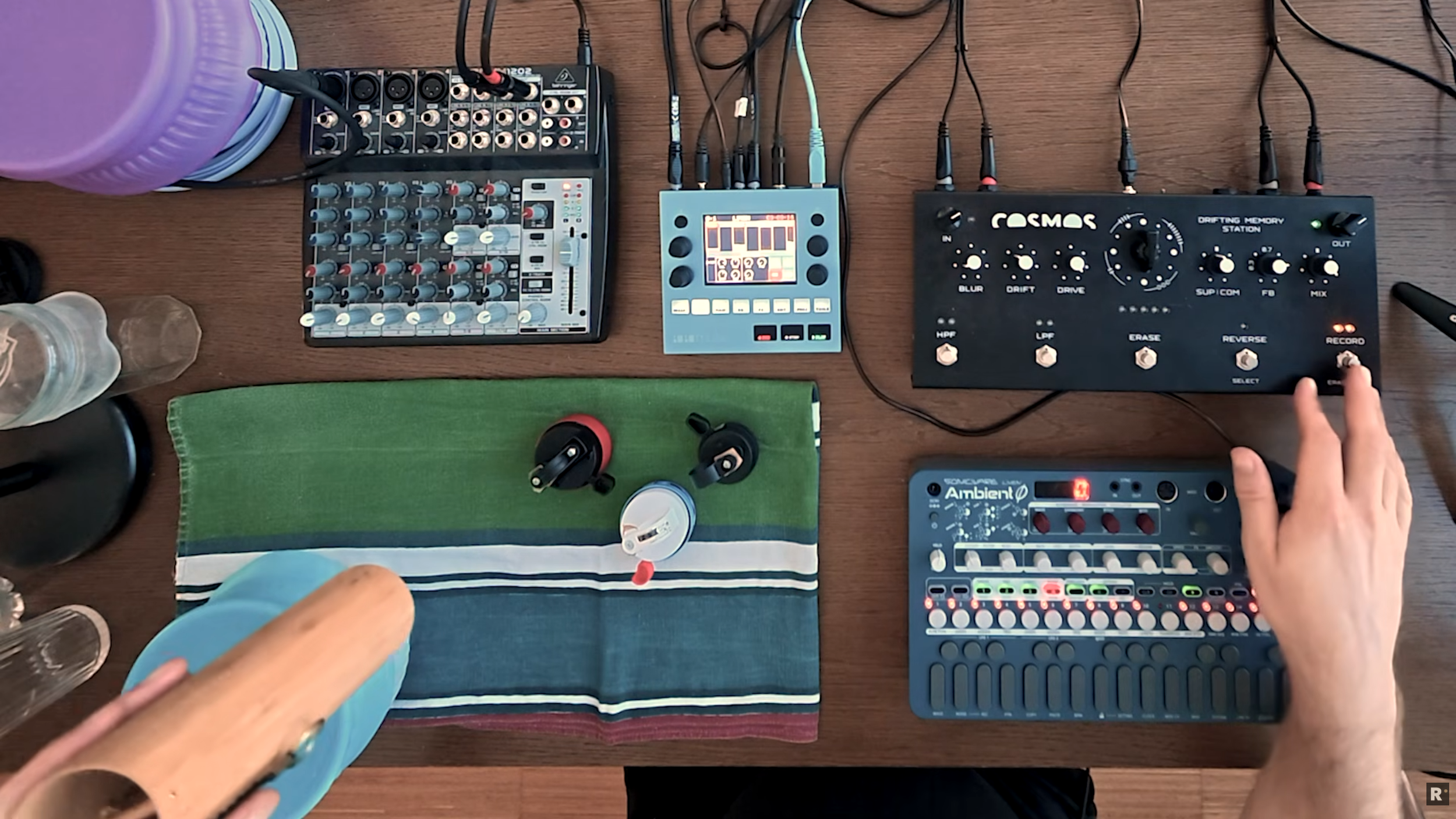 Nine | Ambient | Liven Ambient, Cosmos, Sound Objects | Rosenkranz