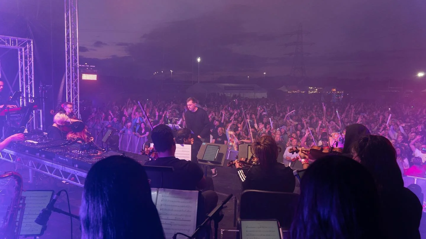 Contact 1 — The Orchestra Experience