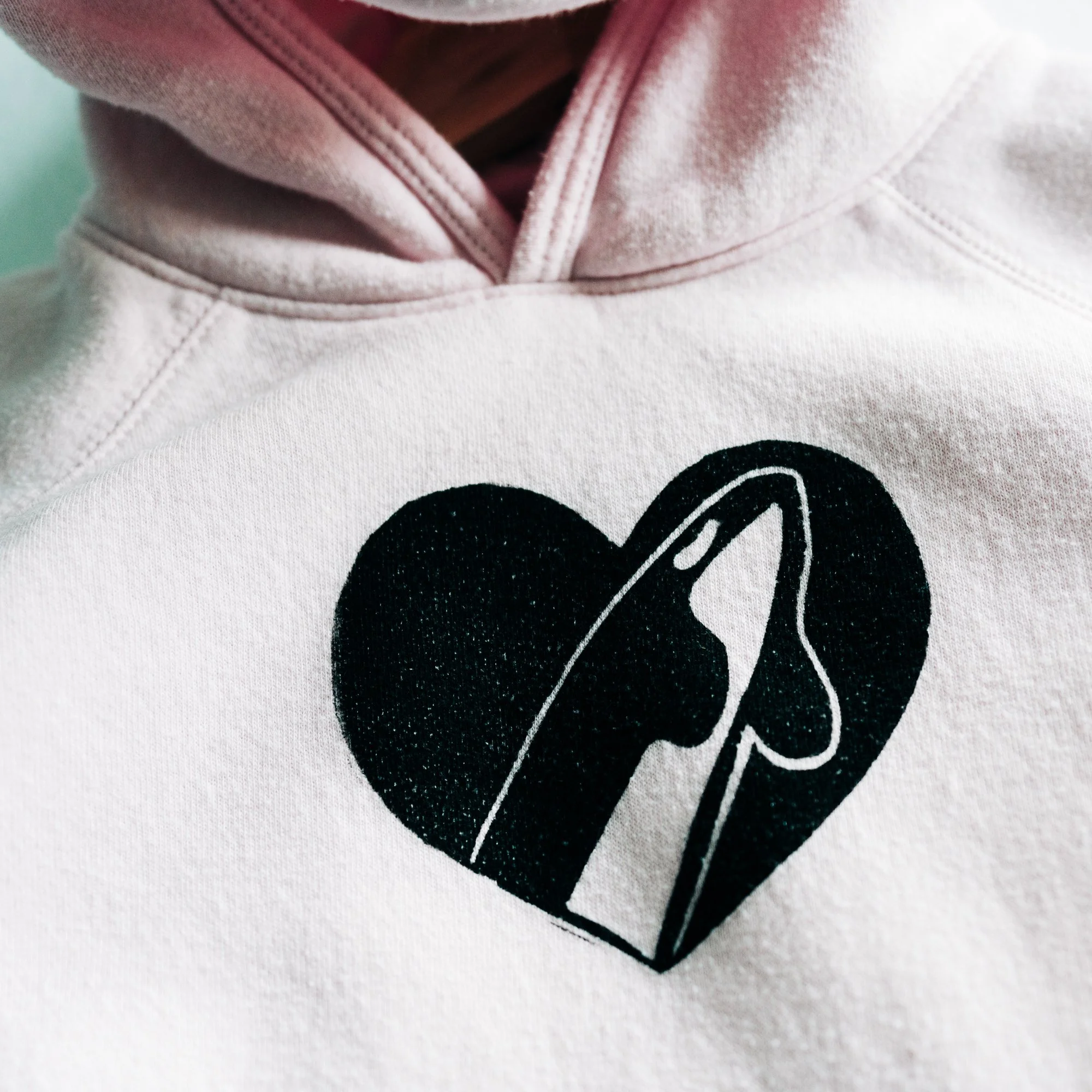 08_OrcaHeartPinkAmazonKidsHoodie-03486-2.jpg