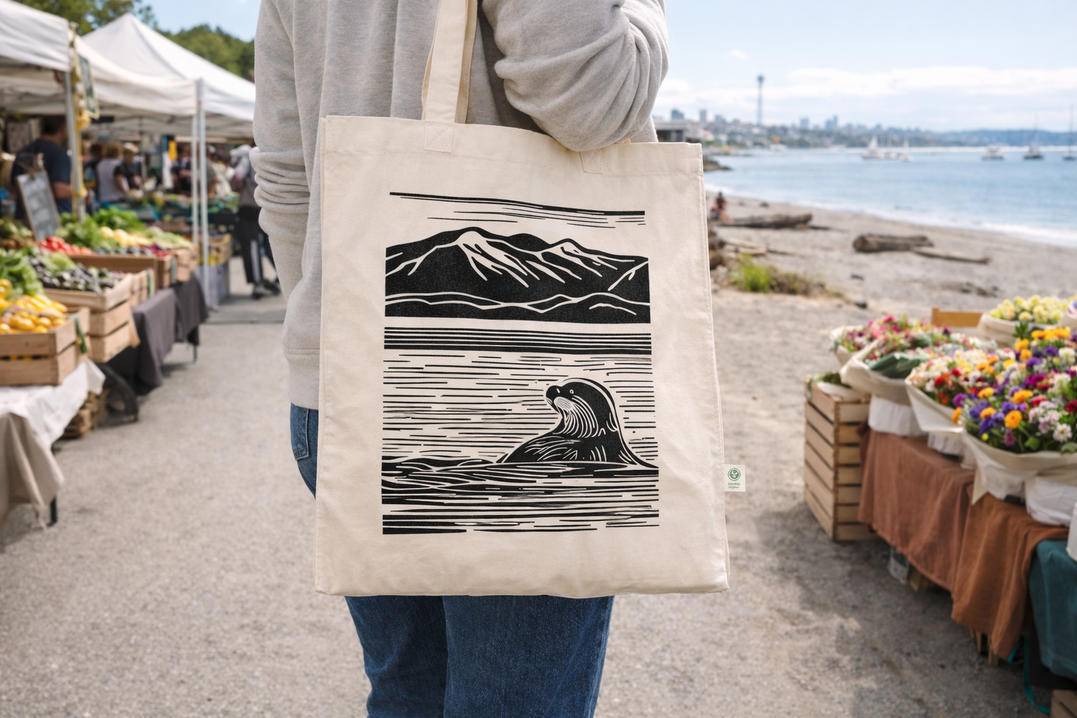 Otter_ToteBag_Lifestyle.png