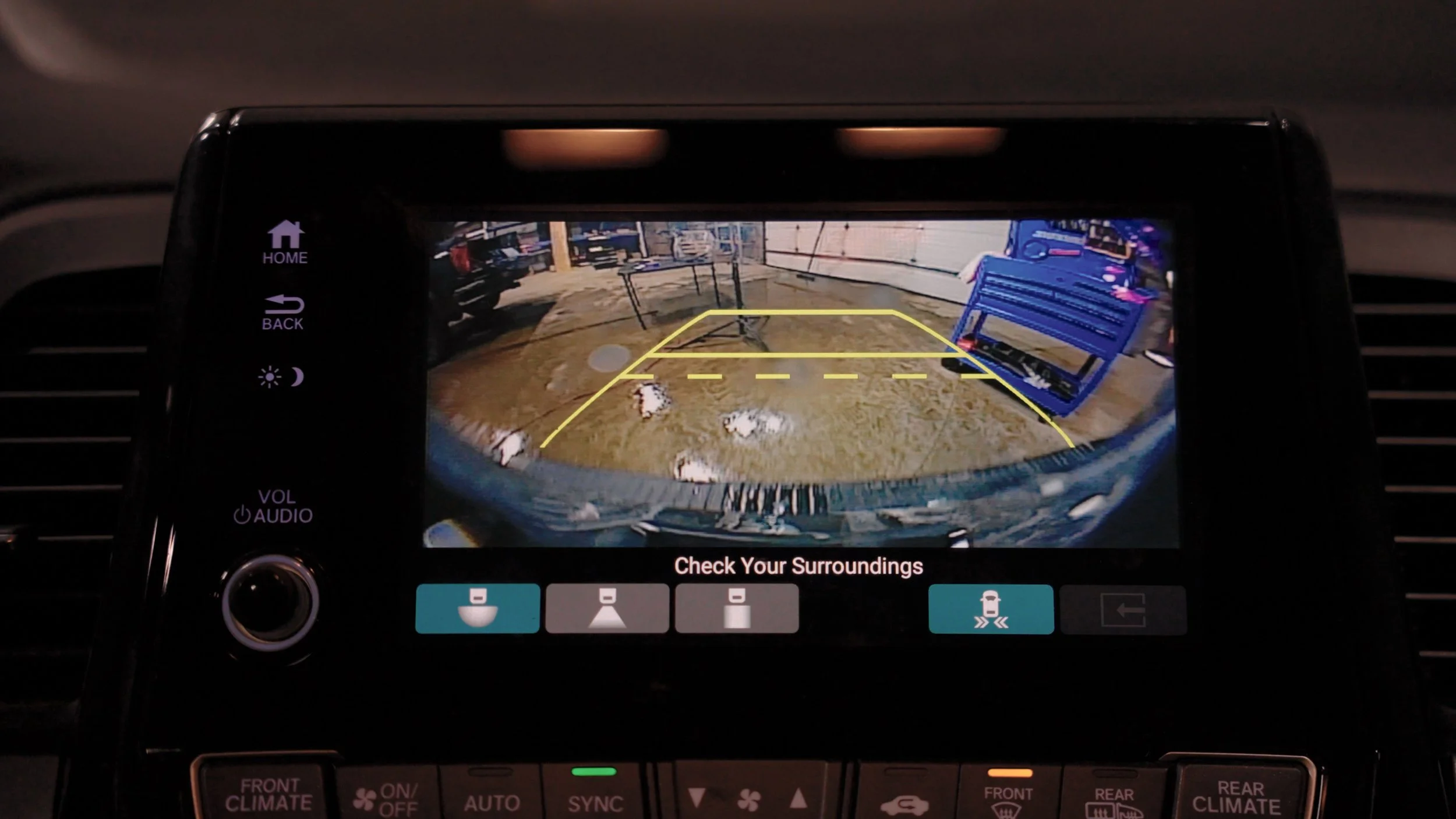 Honda Odyssey Install.00_12_29_03.Still005.jpg