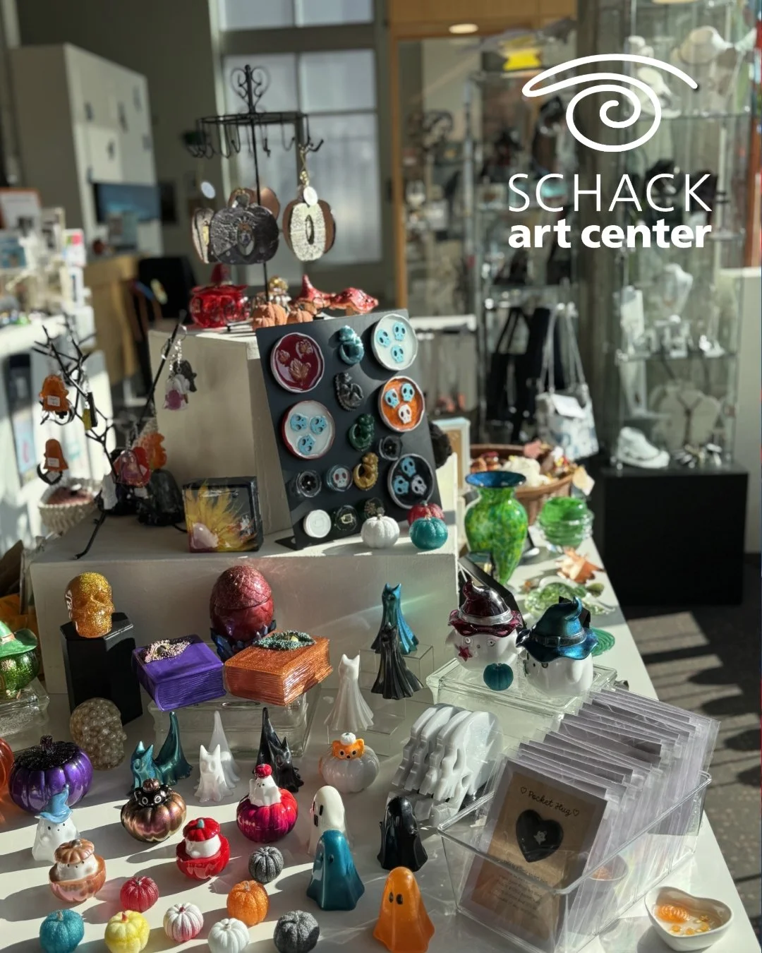 As the leaves turn and the air gets crisp, it&rsquo;s the perfect time to explore our Gallery Store! We have something for all your Fall Celebrations and gift giving needs. Visit us today!

#schack #schackartcenter #halloween #autumn