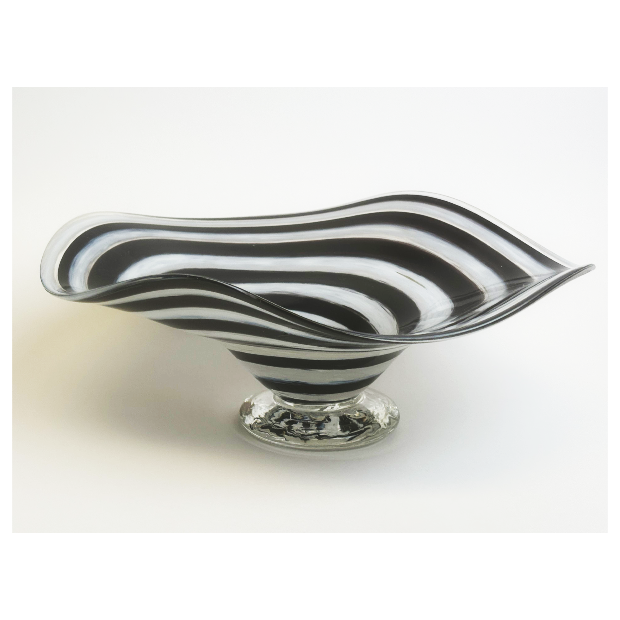 Make It Now: Supersized Fluted Bowl