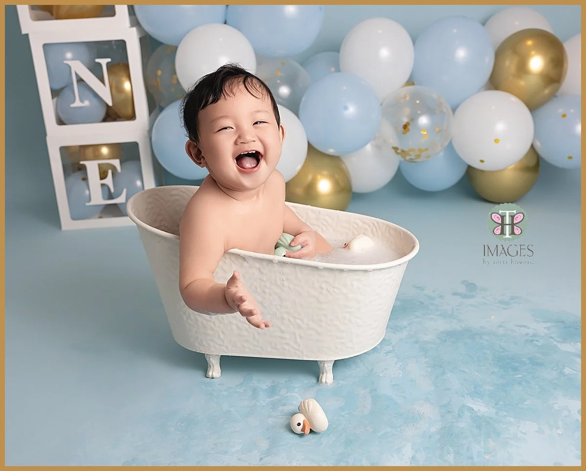 Baby’s First Birthday Cake Smash Session | Bothell, WA