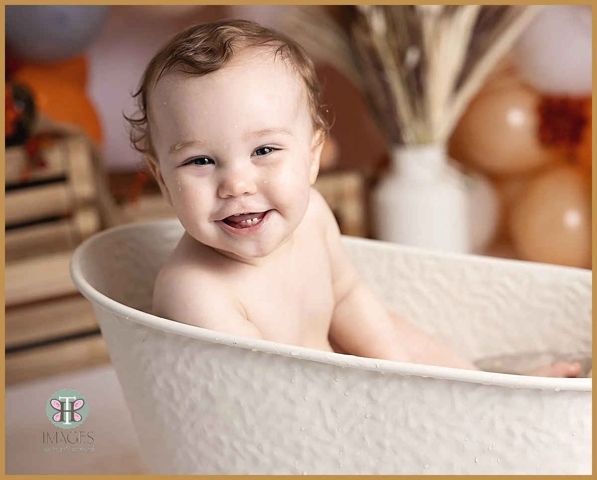 bothell-cake-smash-photographer