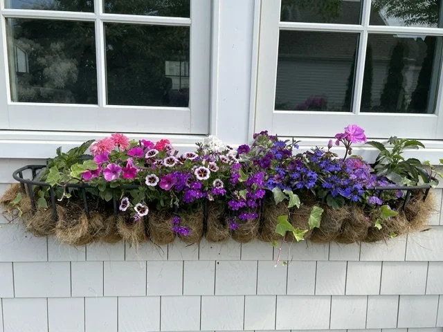 spring porch decorating services