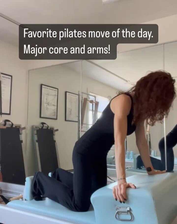 Monday means is off to teach at Oxygen. It&rsquo;s the perfect way to start the week - my own workout, then 2 classes. Check out my favorite move of the day. :)