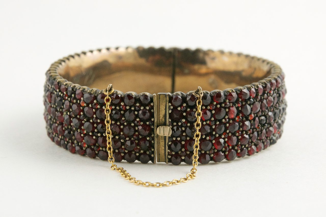 Wide Vict Garnet Bangle-2.jpeg