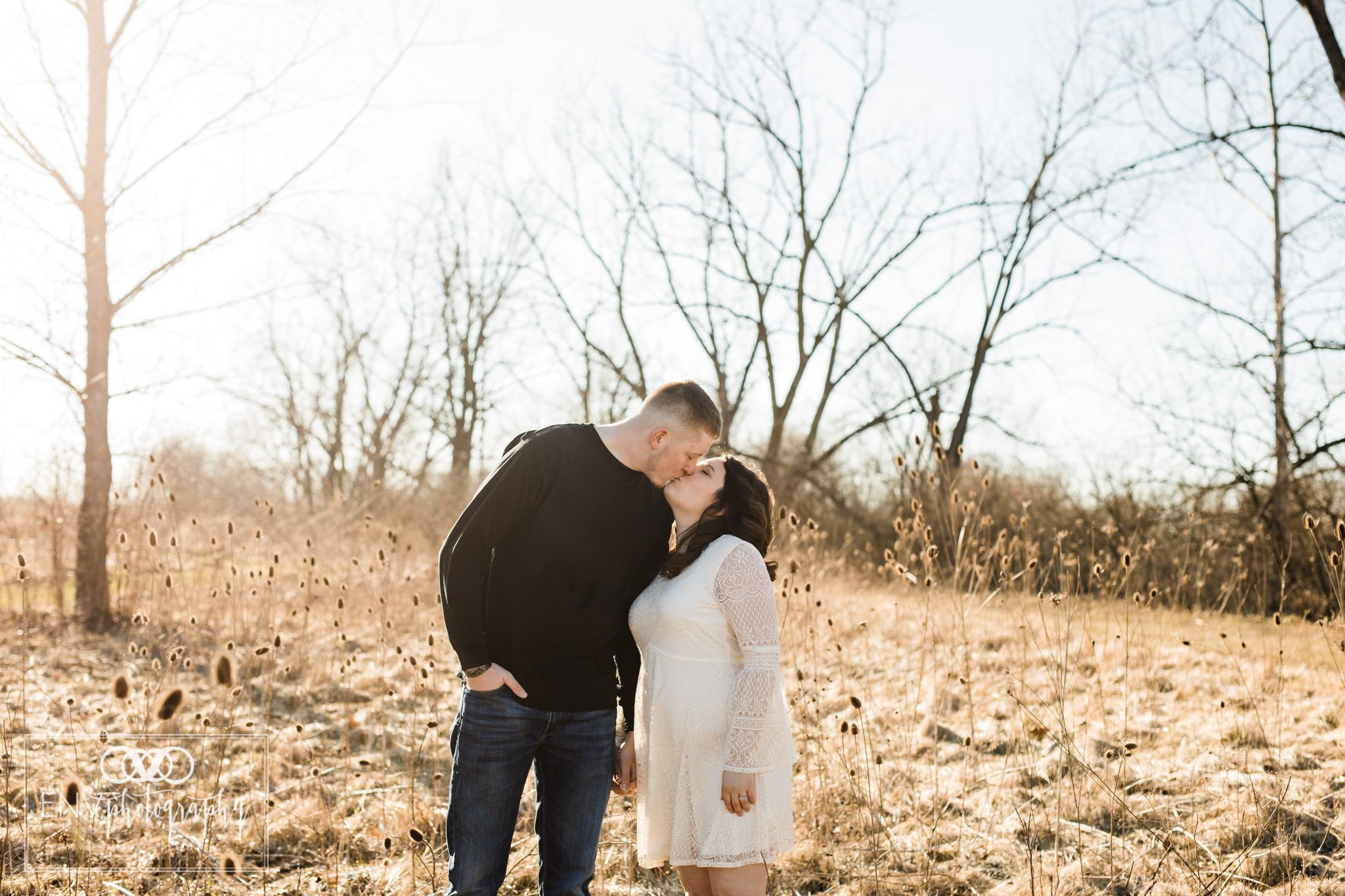 mount vernon columbus ohio engagement photographer (4).jpg