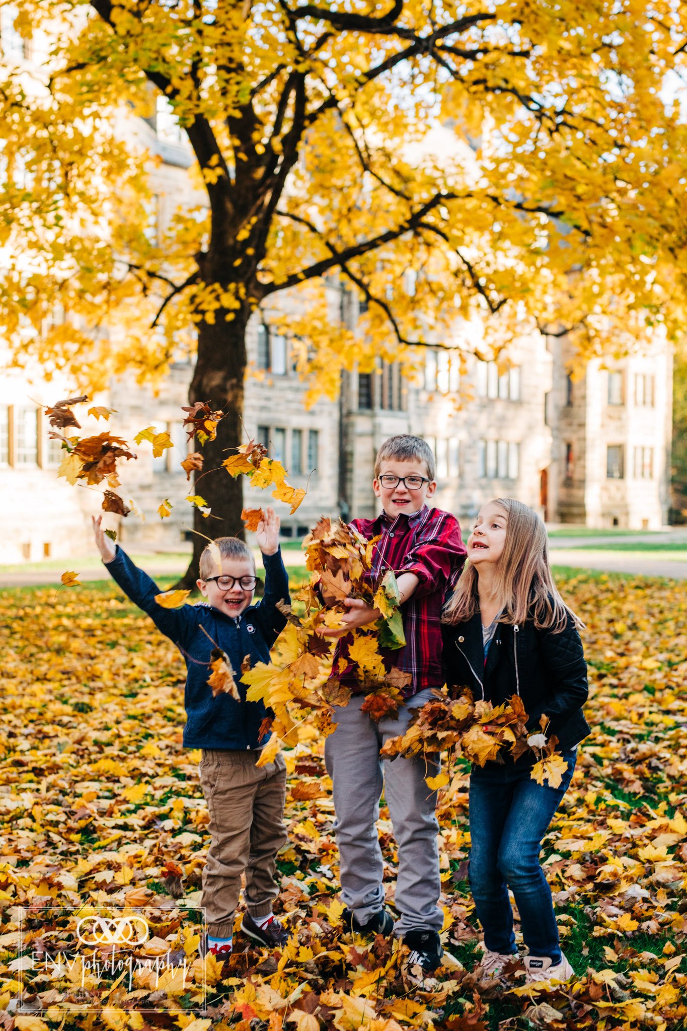 kenyon college columbus ohio fall family photography (8).jpg