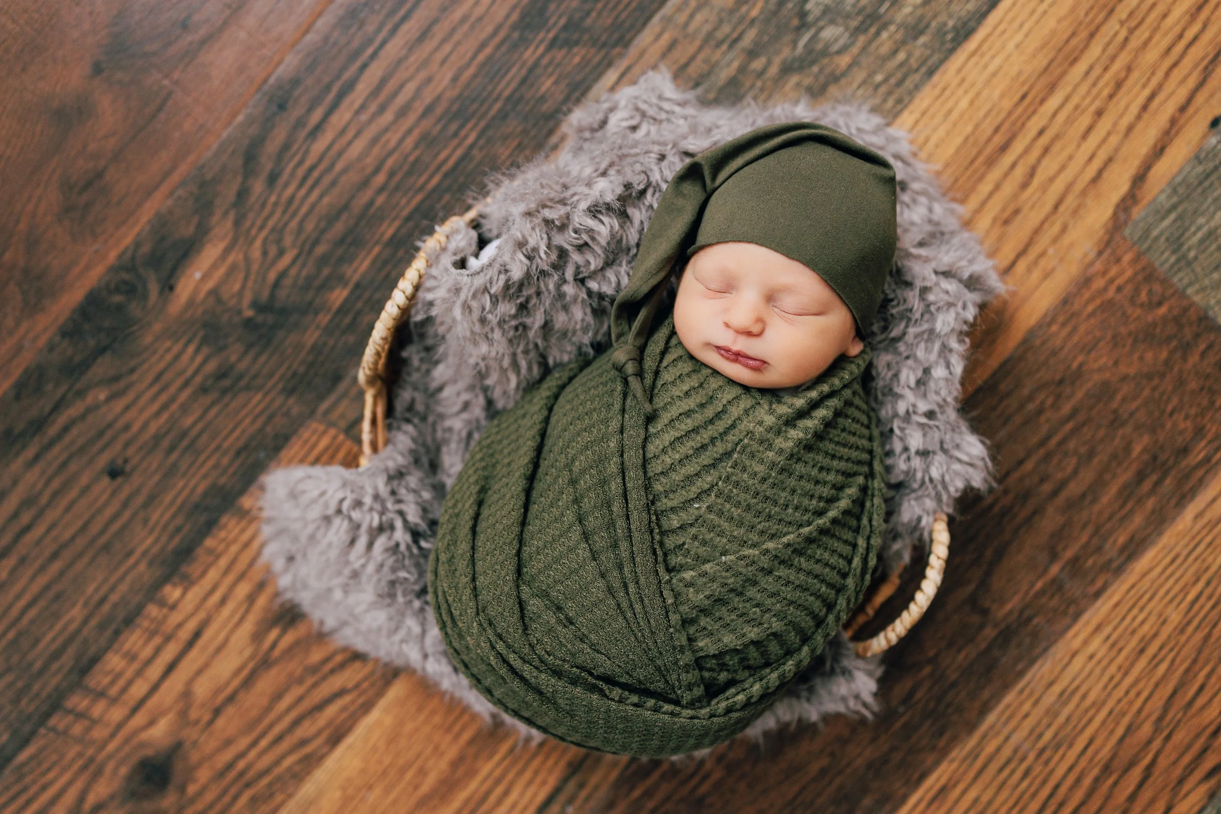 Delaware Ohio Newborn Photographer || Baby N’s Newborn Photos