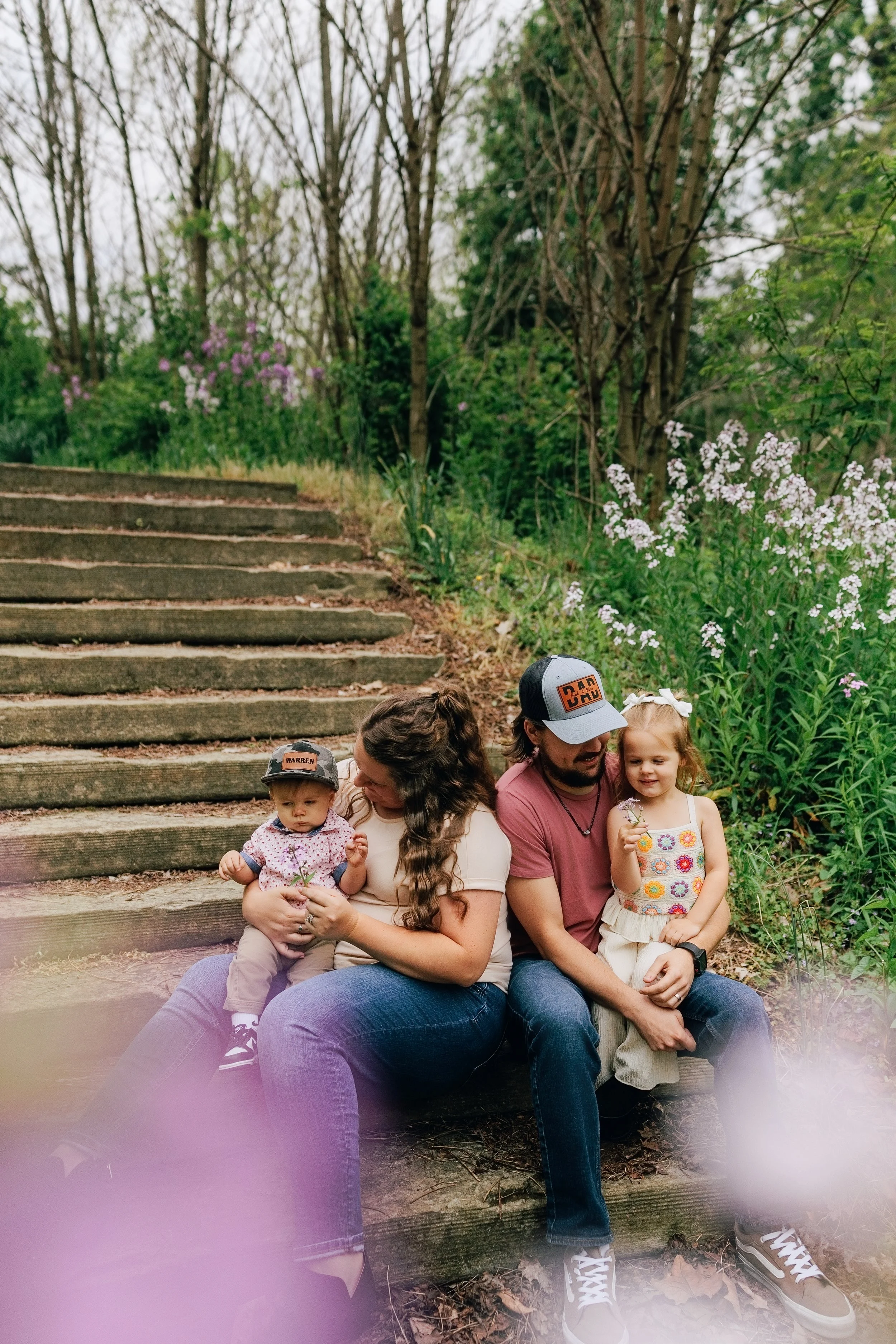 Mount Vernon Ohio Family Photographer || The M Family at Ariel-Foundation Park