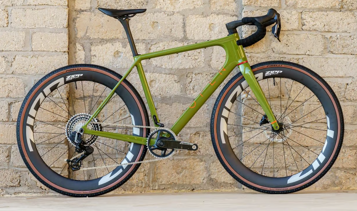 GRAVEL - The U.P. 2.0 family comes in three versions, from pure race machine to fully bikepacking-ready — with the same trademark OPEN handling throughout.
