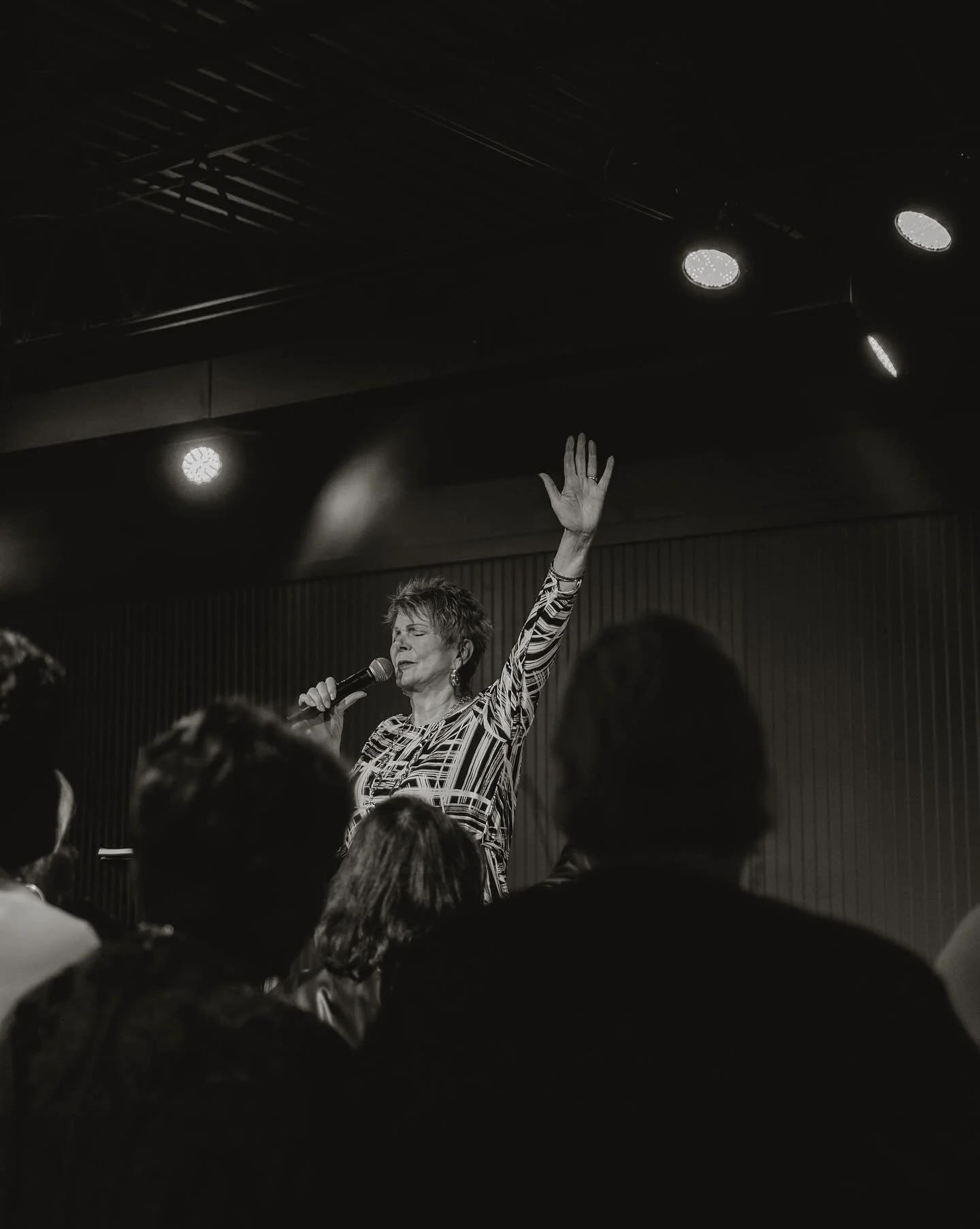 Patricia King ministered a powerful message on faith, hope, and love as many were baptized in the Holy Spirit and received their prayer language during yesterday’s Sunday Service.
We are grateful for hope renewed, faith restored, and fresh fir