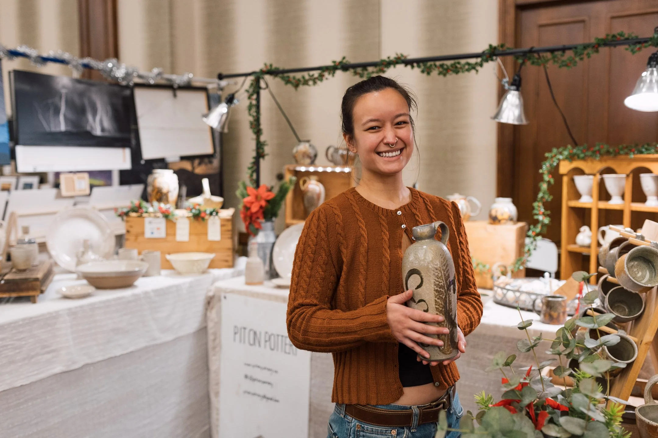 251214_FairmontBespokeMarket_NinaLaFlammePhotography_25.jpg