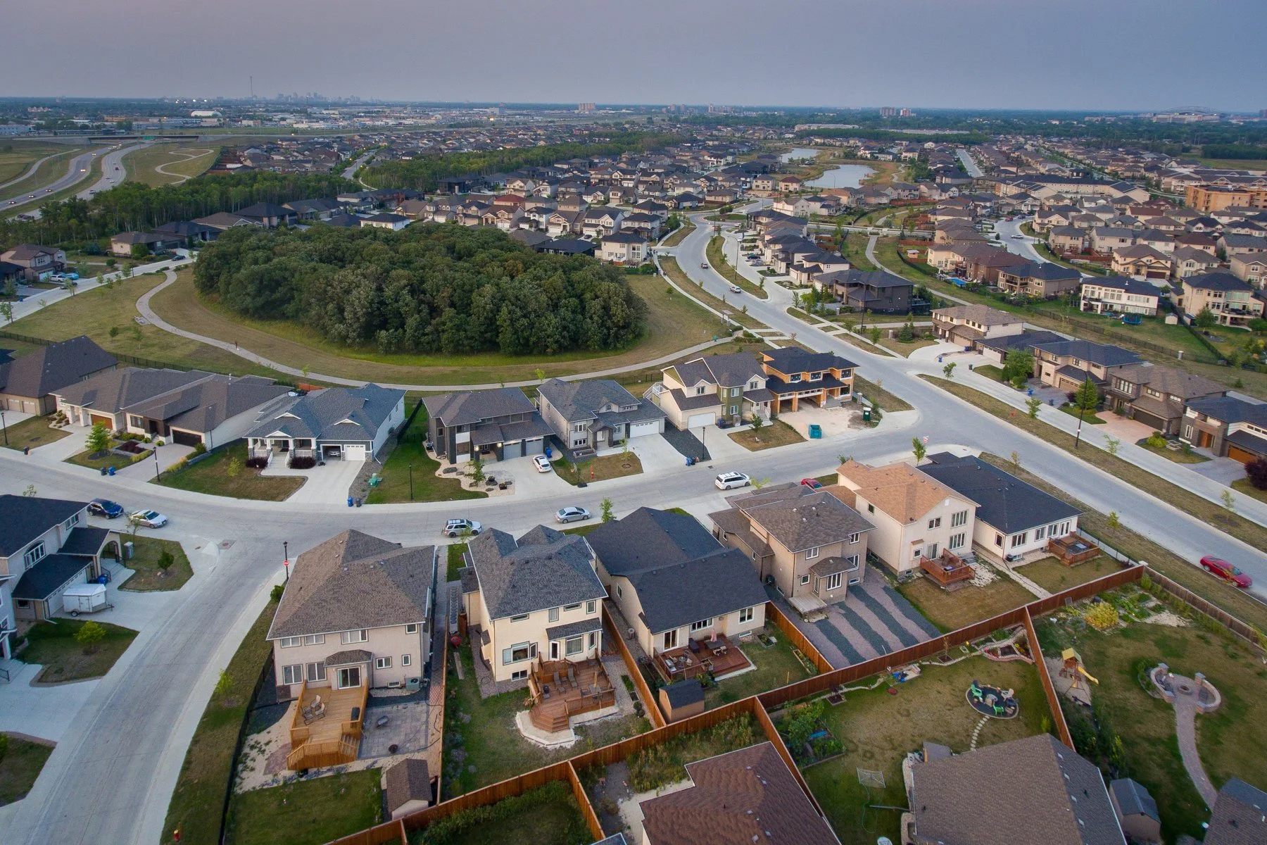 In Winnipeg, is it better to buy first or sell first?