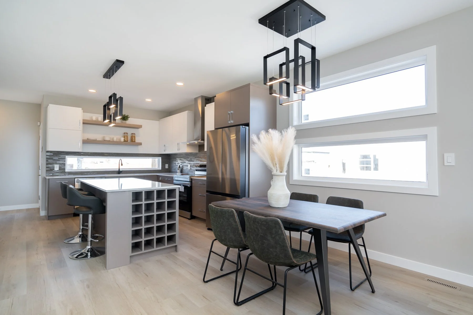 6 Dining Room and Kitchen.jpg