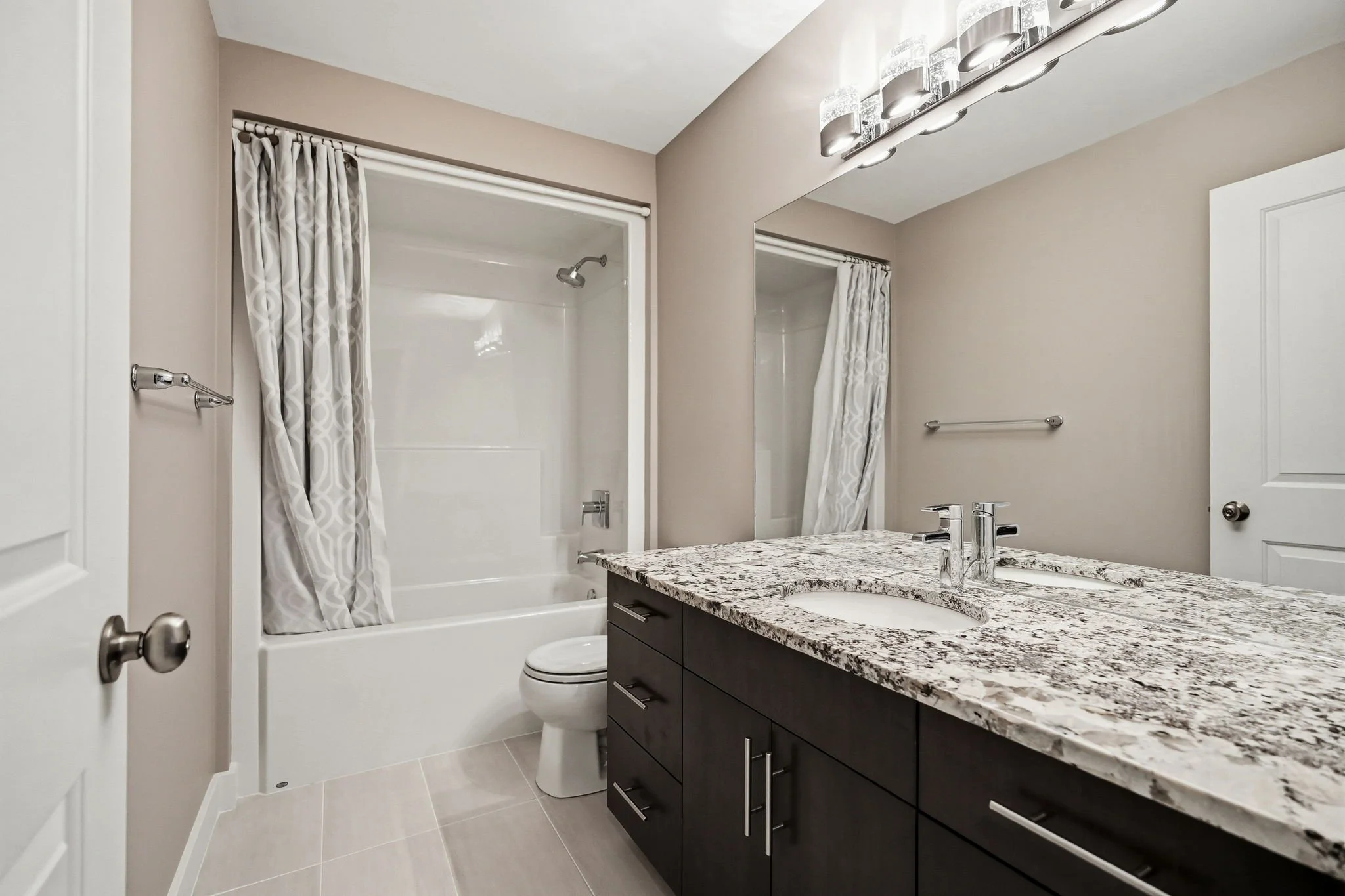20-web-or-mls-A7404835.jpg