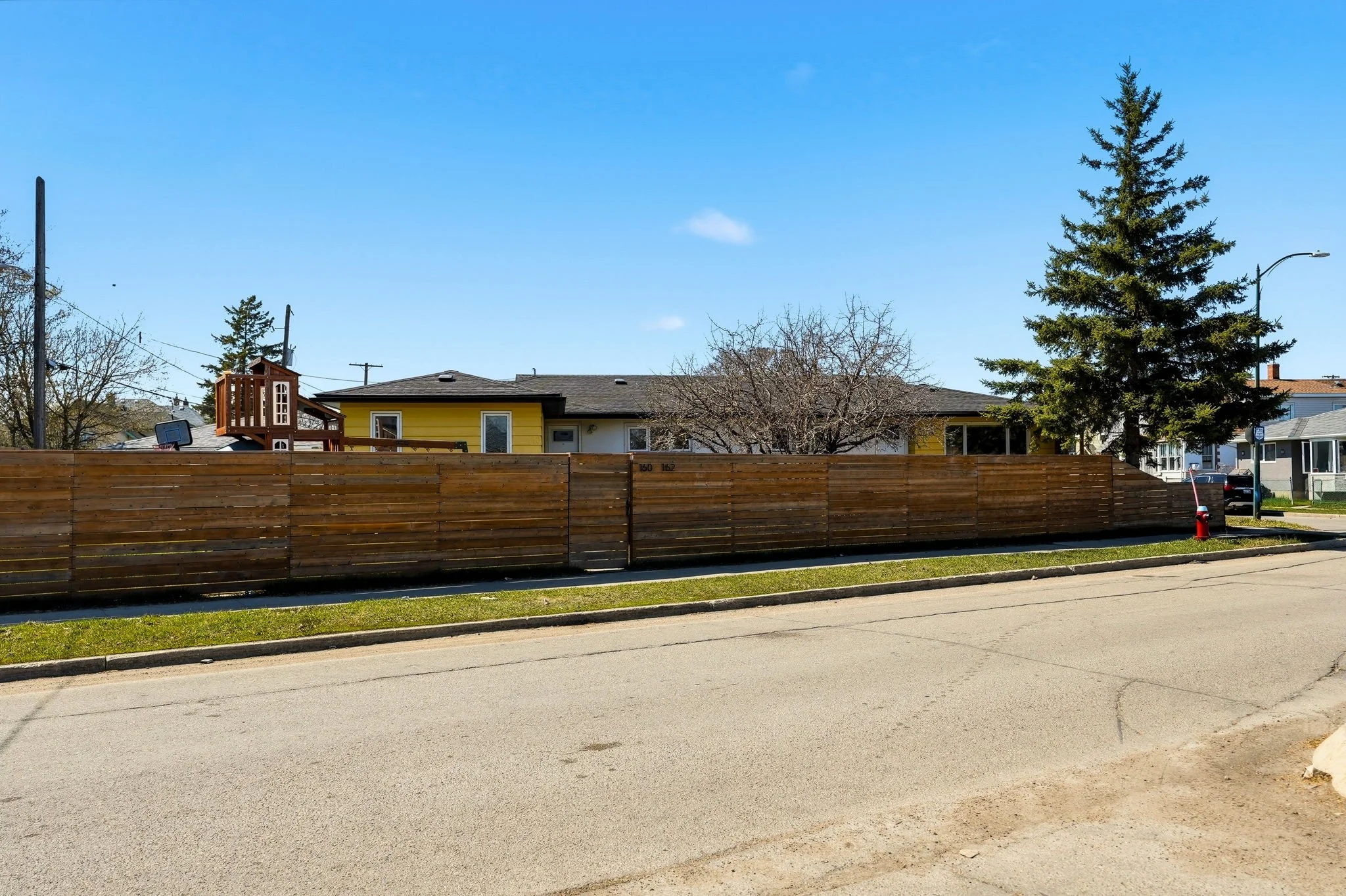 2-web-or-mls-A7407050.jpg