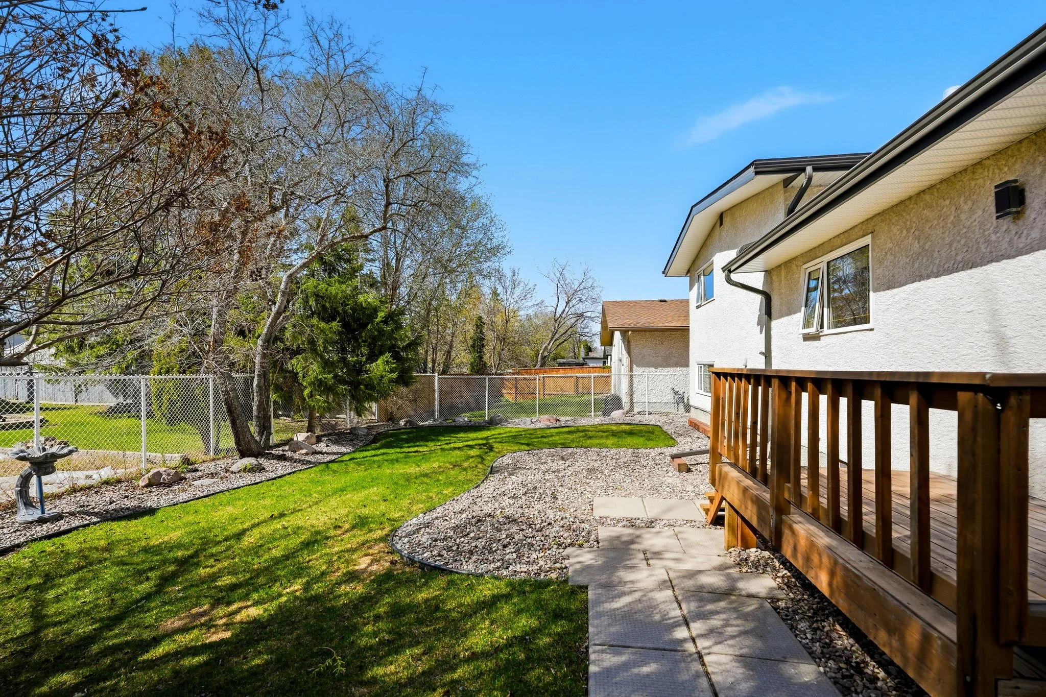 3-web-or-mls-A7407188.jpg