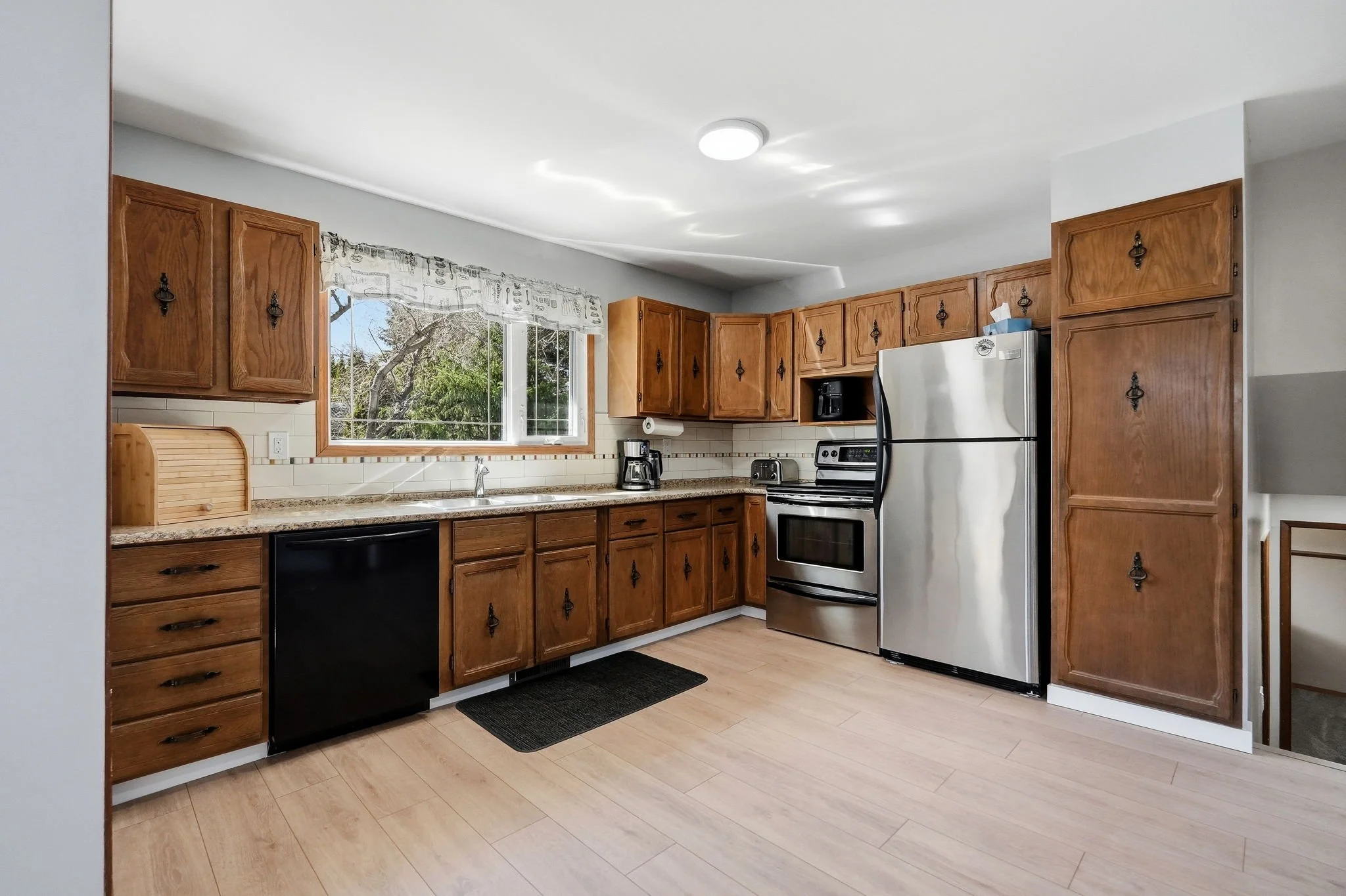 11-web-or-mls-A7407212.jpg