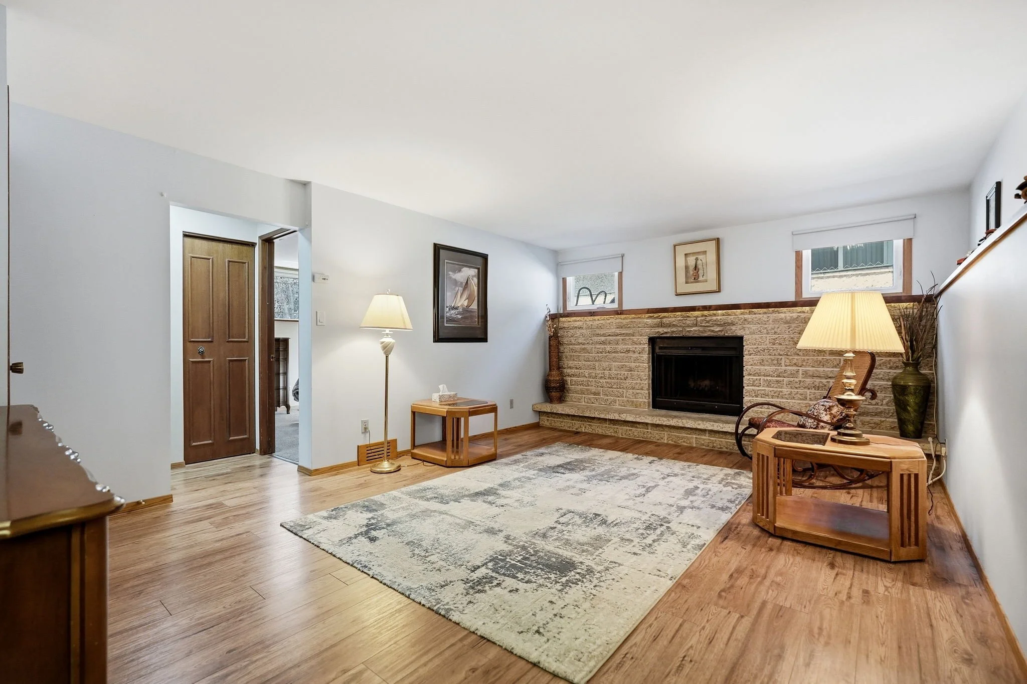 24-web-or-mls-A7407251.jpg