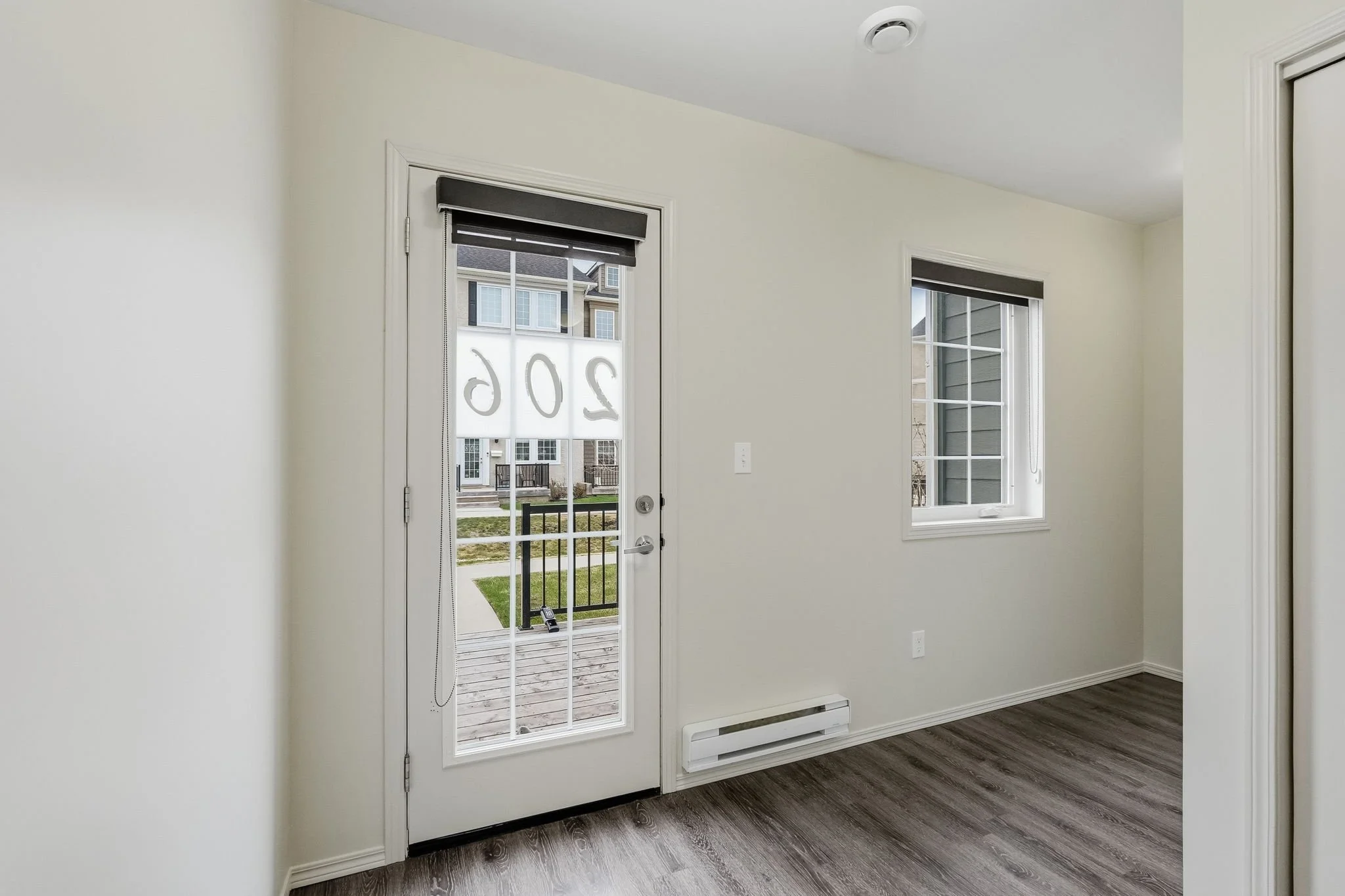 6-web-or-mls-A7407943.jpg