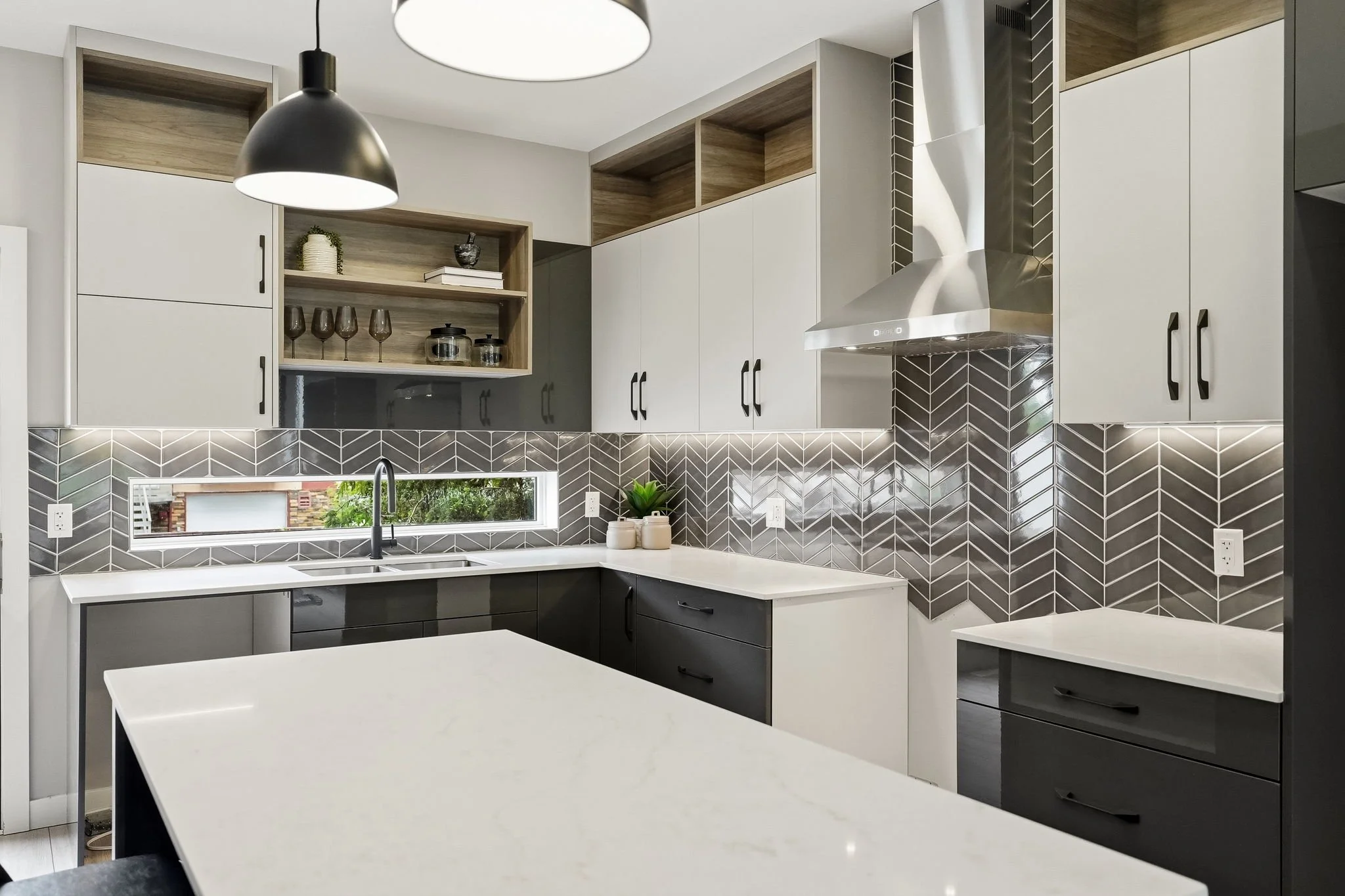 21-web-or-mls-A7409707.jpg