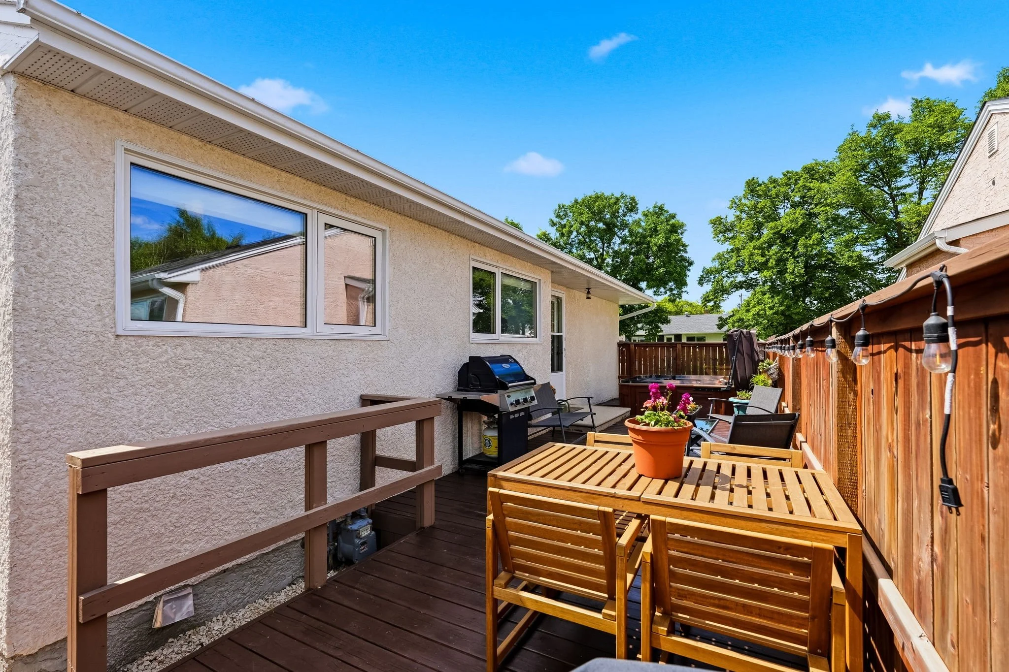 3-web-or-mls-A7402369.jpg