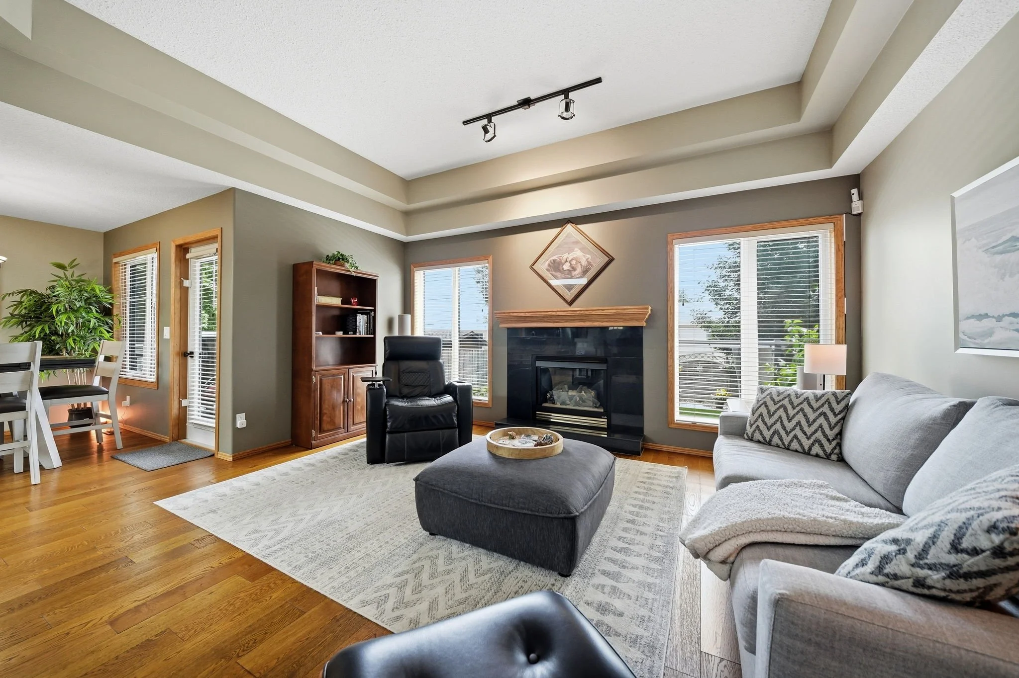 19-web-or-mls-65_lindenshore-1_013.jpg