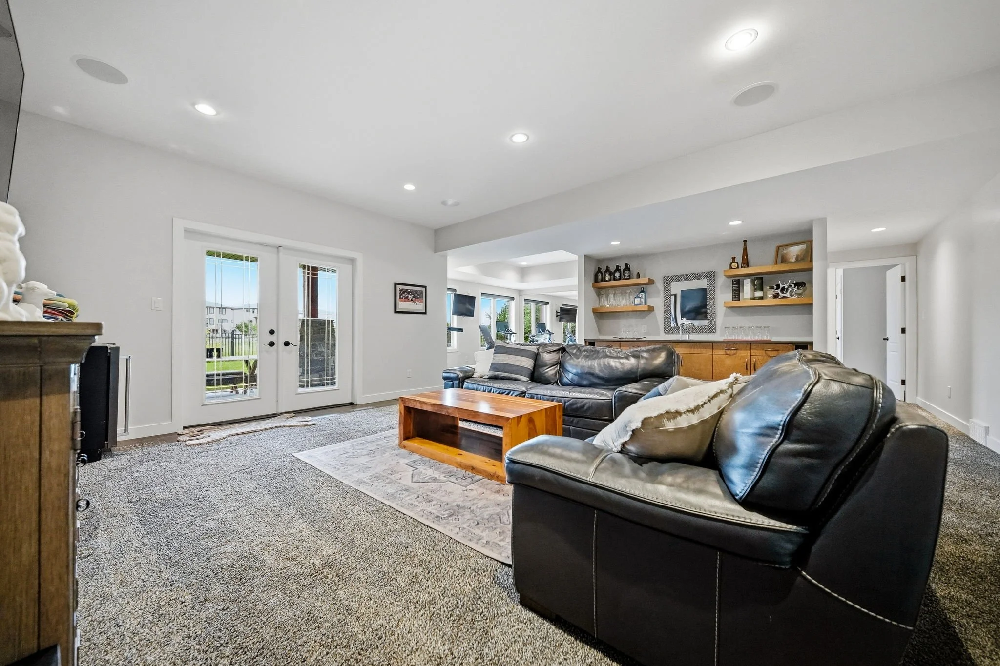 35-web-or-mls-118_lake_Bend_032.jpg