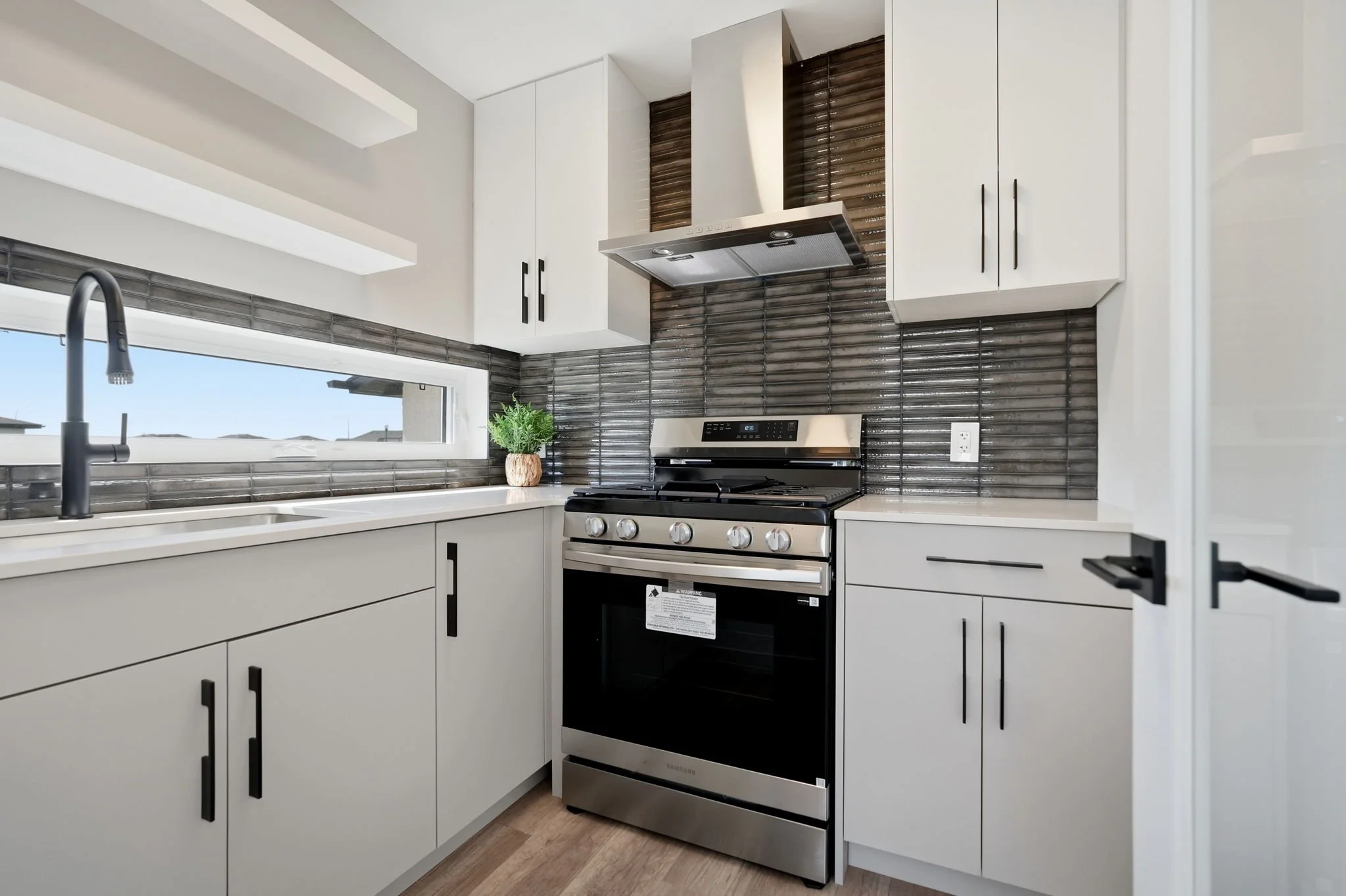 18-web-or-mls-44_ash_cove_024.jpg