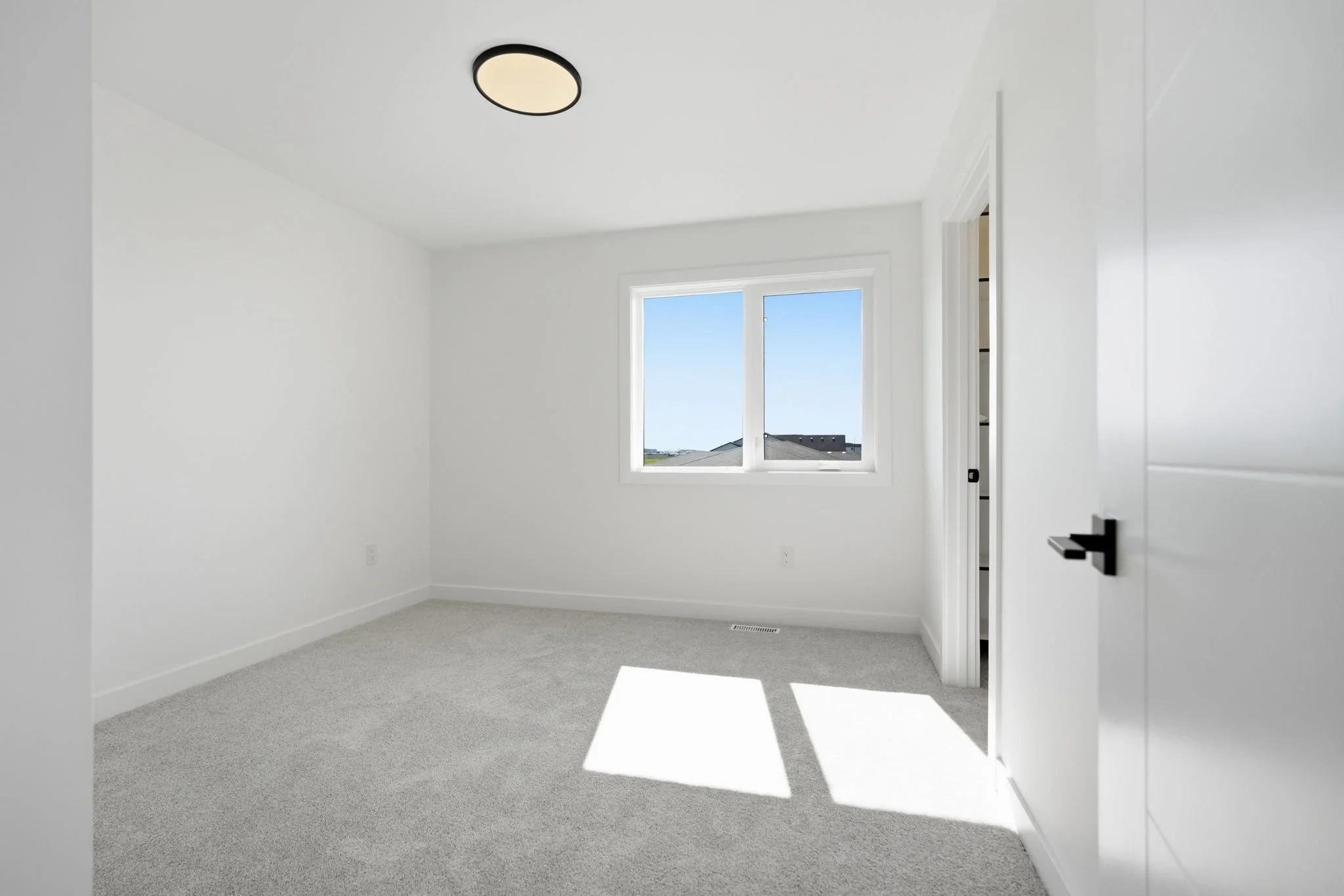 35-web-or-mls-44_ash_cove_007.jpg