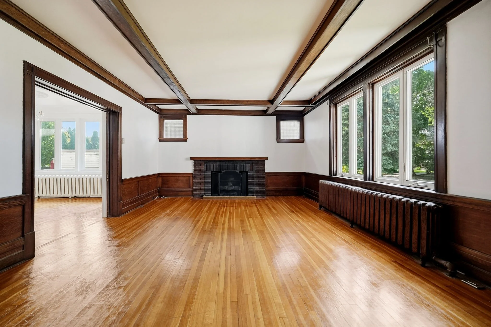 18-web-or-mls-298_kingsway_017.jpg