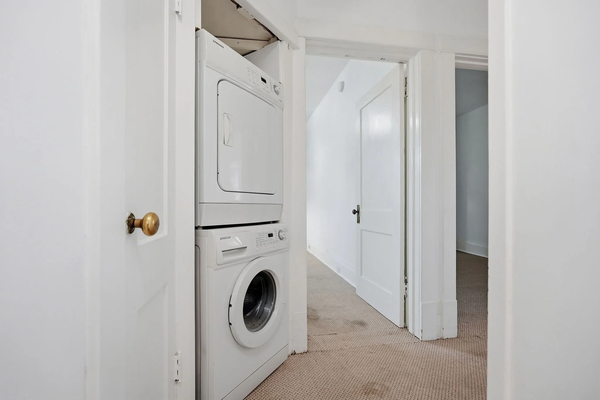 26-web-or-mls-298_kingsway_025.jpg