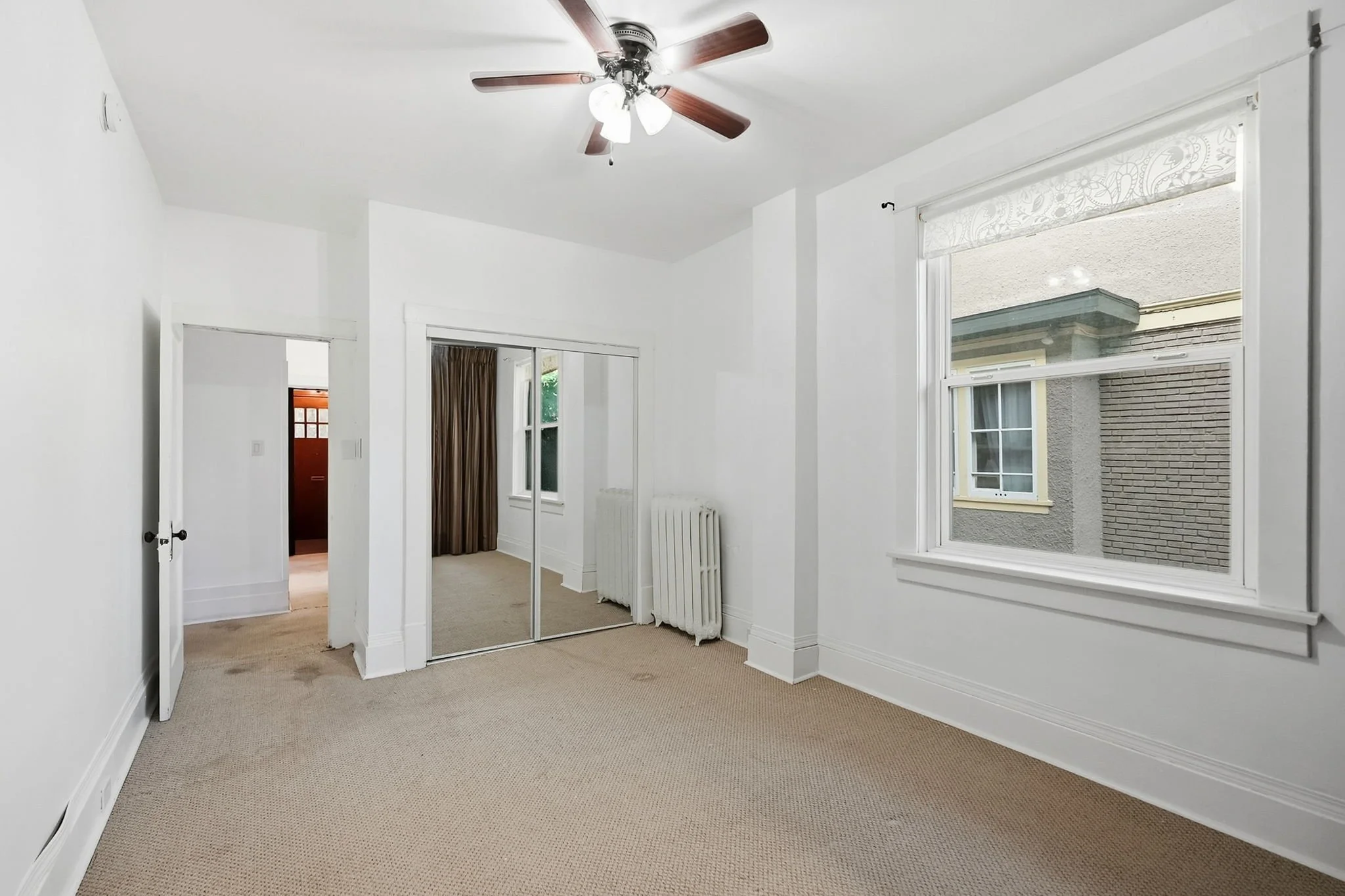 28-web-or-mls-298_kingsway_027.jpg