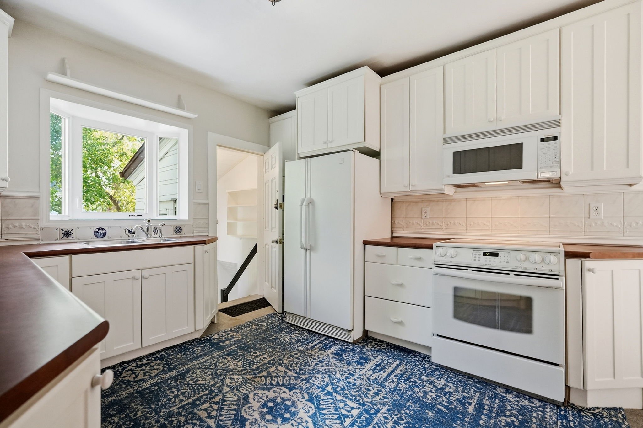 32-web-or-mls-298_kingsway_031.jpg