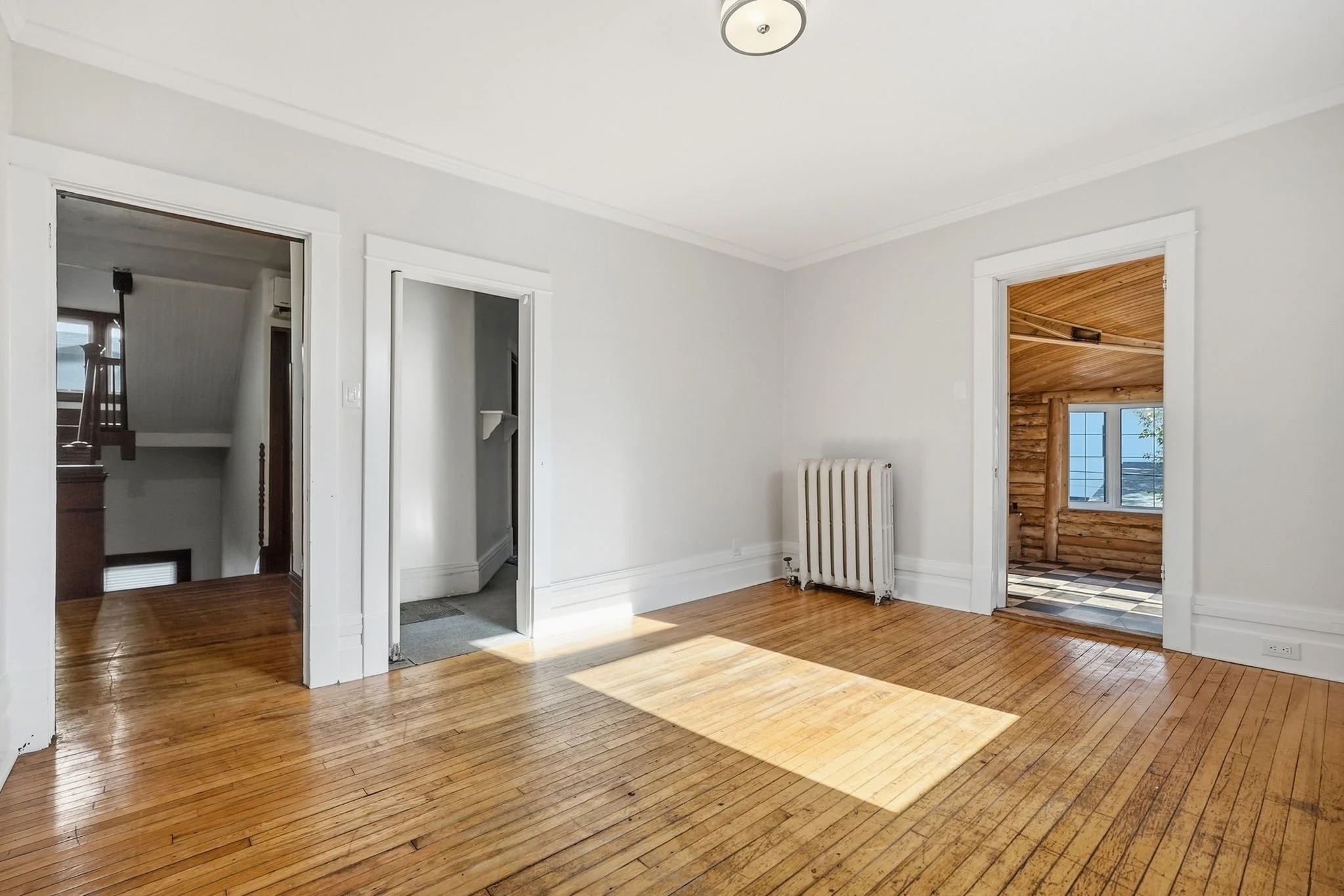 37-web-or-mls-298_kingsway_036.jpg