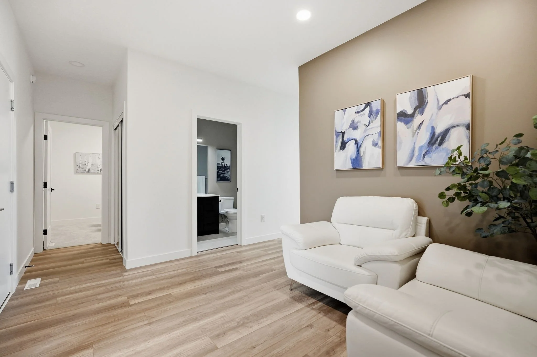 5-web-or-mls-85_youngstown_005.jpg